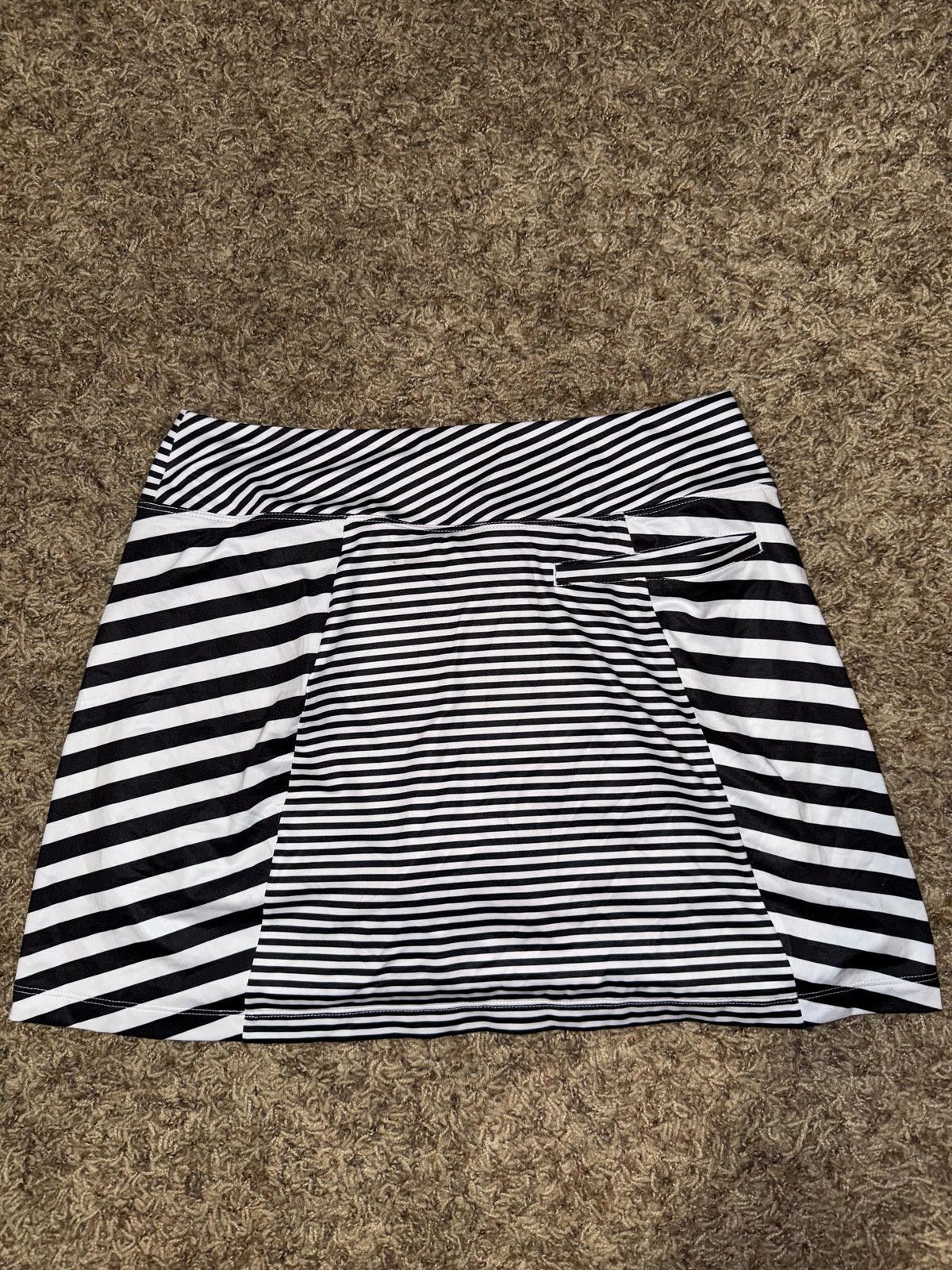 Nike Nike Women’s Precision Knit Print 2.0 14.5" Golf Skort Size 28" / US 6 / IT 42 - 2 Thumbnail