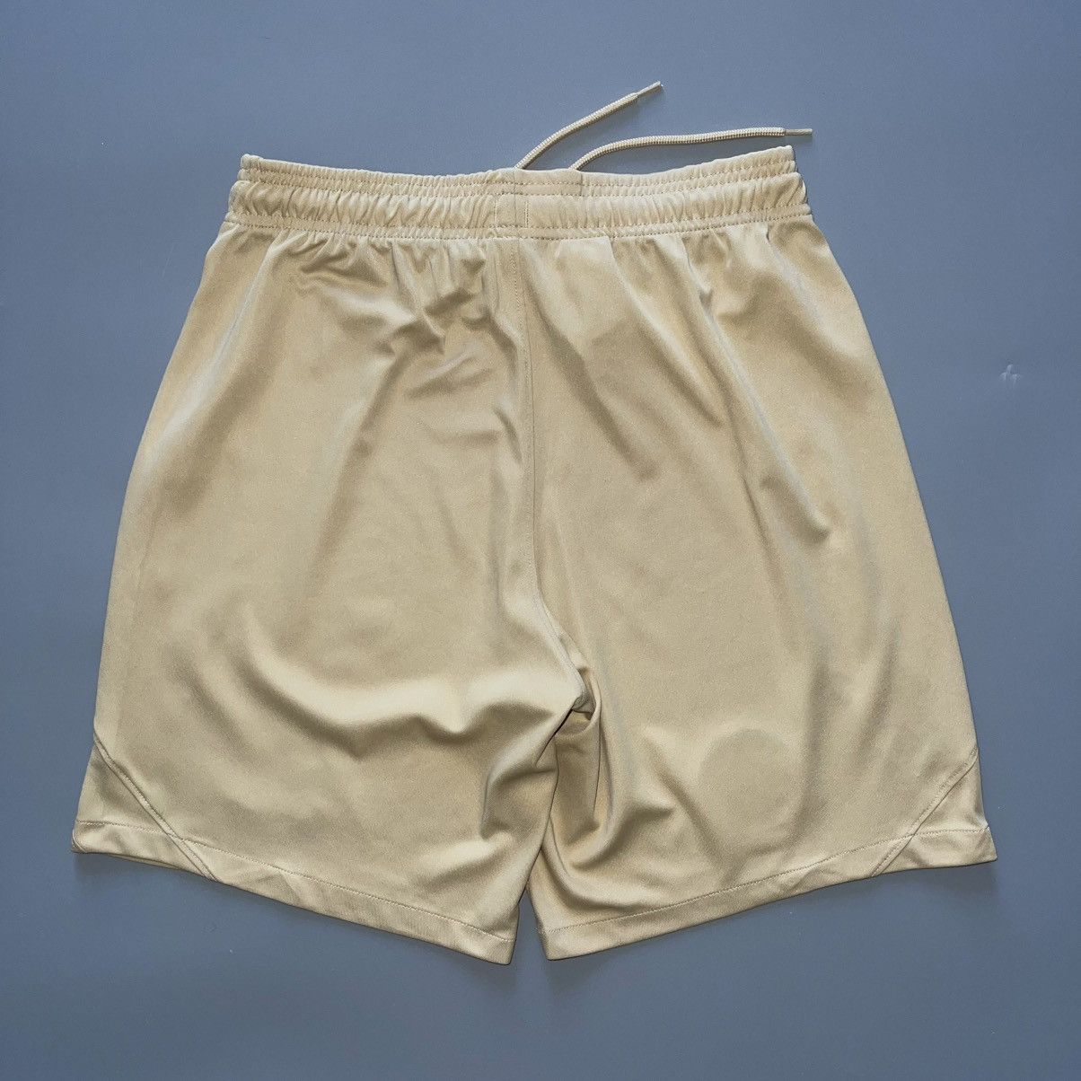 Nike × Vintage CHELSEA NIKE 2022/2023 FOOTBALL THIRD SHORTS #23 GALLAGHER Size US 34 / EU 50 - 6 Thumbnail