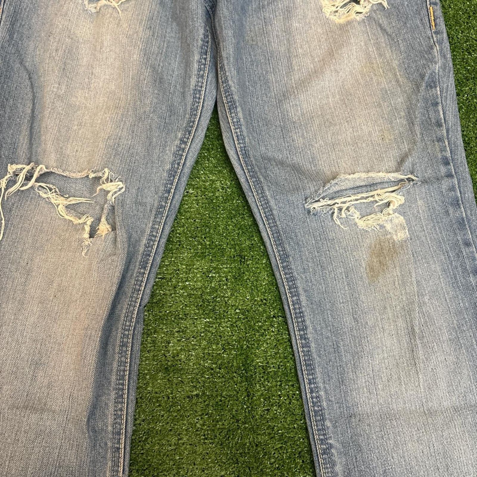 Other Women’s Retro Denim Hot Kiss Distressed Jeans Size 33" - 4 Thumbnail