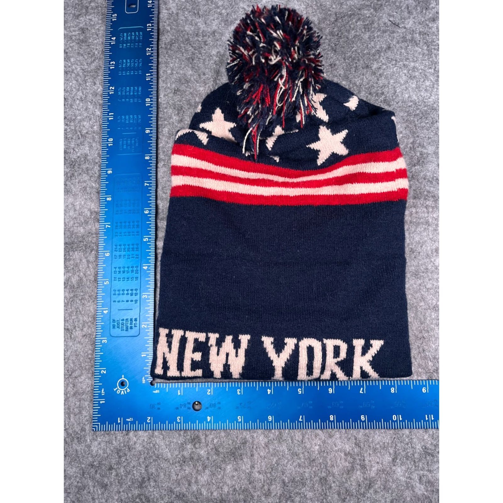 Vintage Unbranded Beanie Adult One Size Blue Red USA Flag Knit Lined Acrylic Hat Mens Size US M / EU 48-50 / 2 - 5 Thumbnail