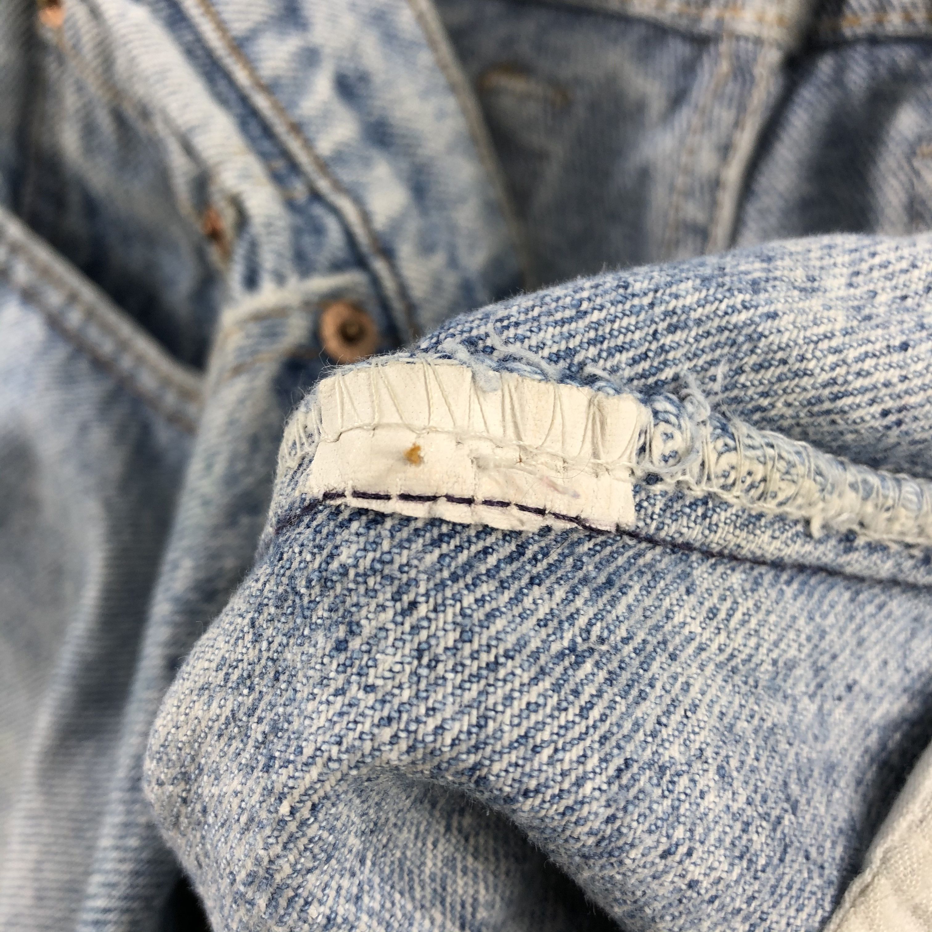 Levi's Vintage 90s Light Wash Levis Jeans-J2006 Size US 30 / EU 46 - 13 Thumbnail