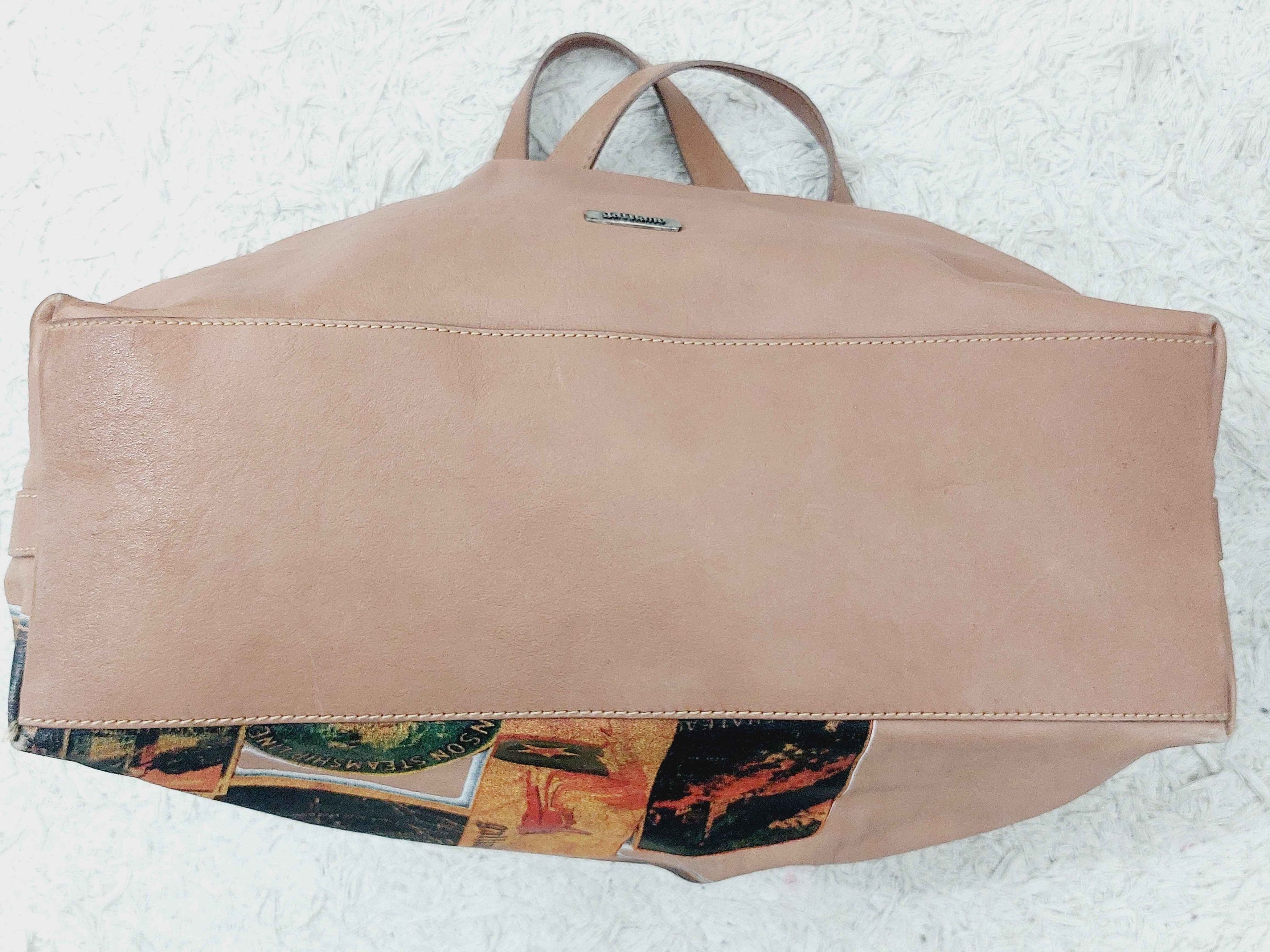 John Galliano John Galliano Newspaper Gazette Stamp Leather Shoulder Bag Size ONE SIZE - 12 Thumbnail