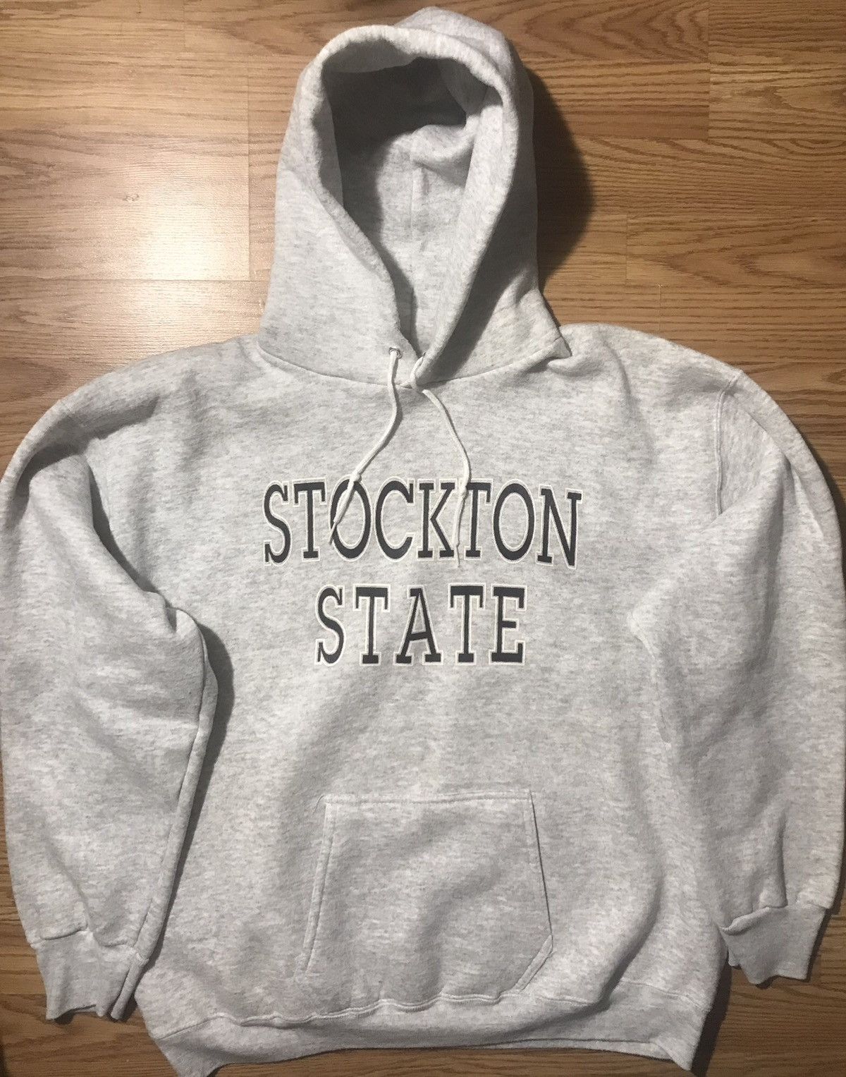 Velva Sheen × Vintage Velva Sheen XL Gray Hoodie Sweatshirt Stockton State Logo Size US XL / EU 56 / 4 - 1 Thumbnail