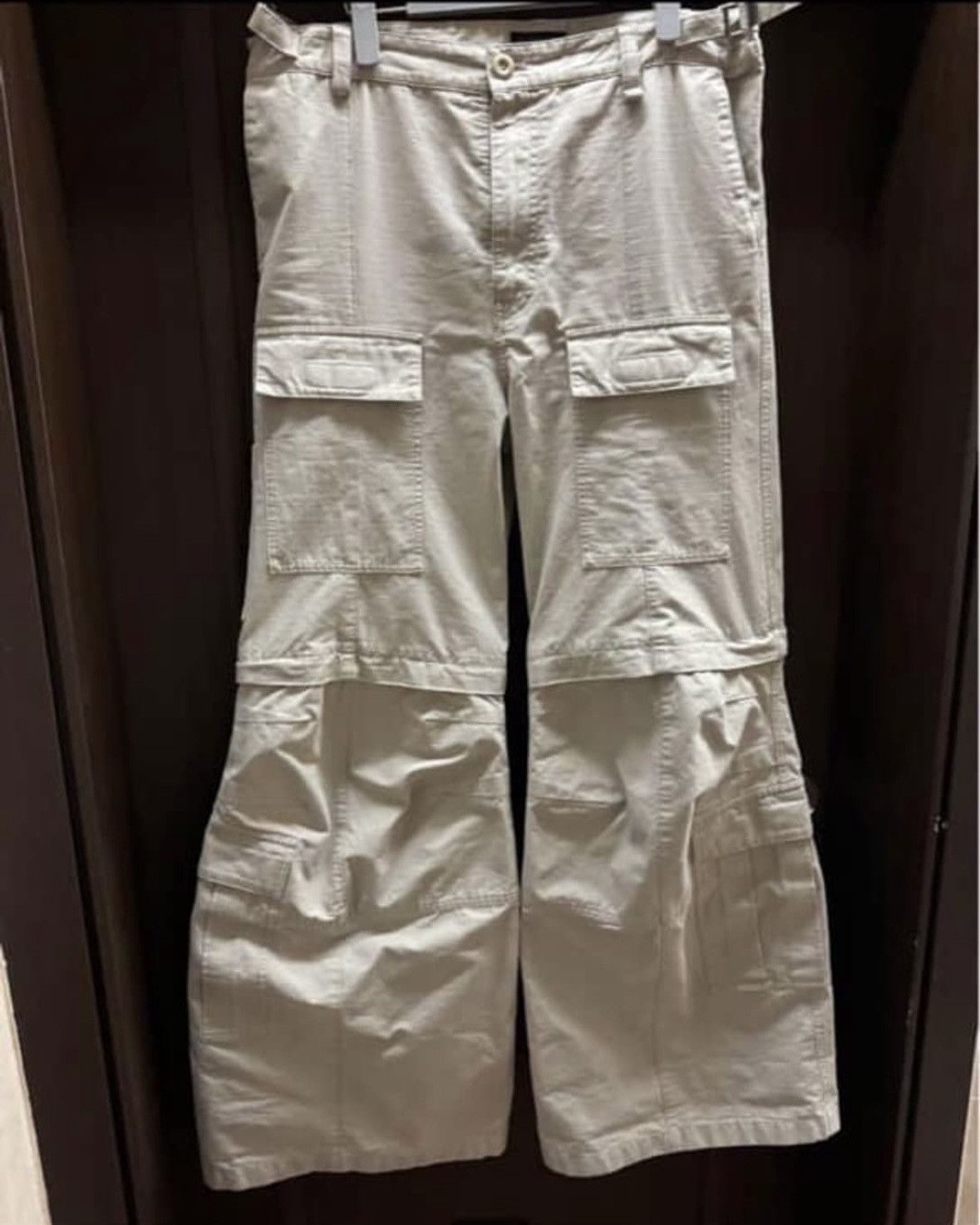 Balenciaga Balenciaga Flared Cargo Pants Size US 36 / EU 52 - 1 Thumbnail