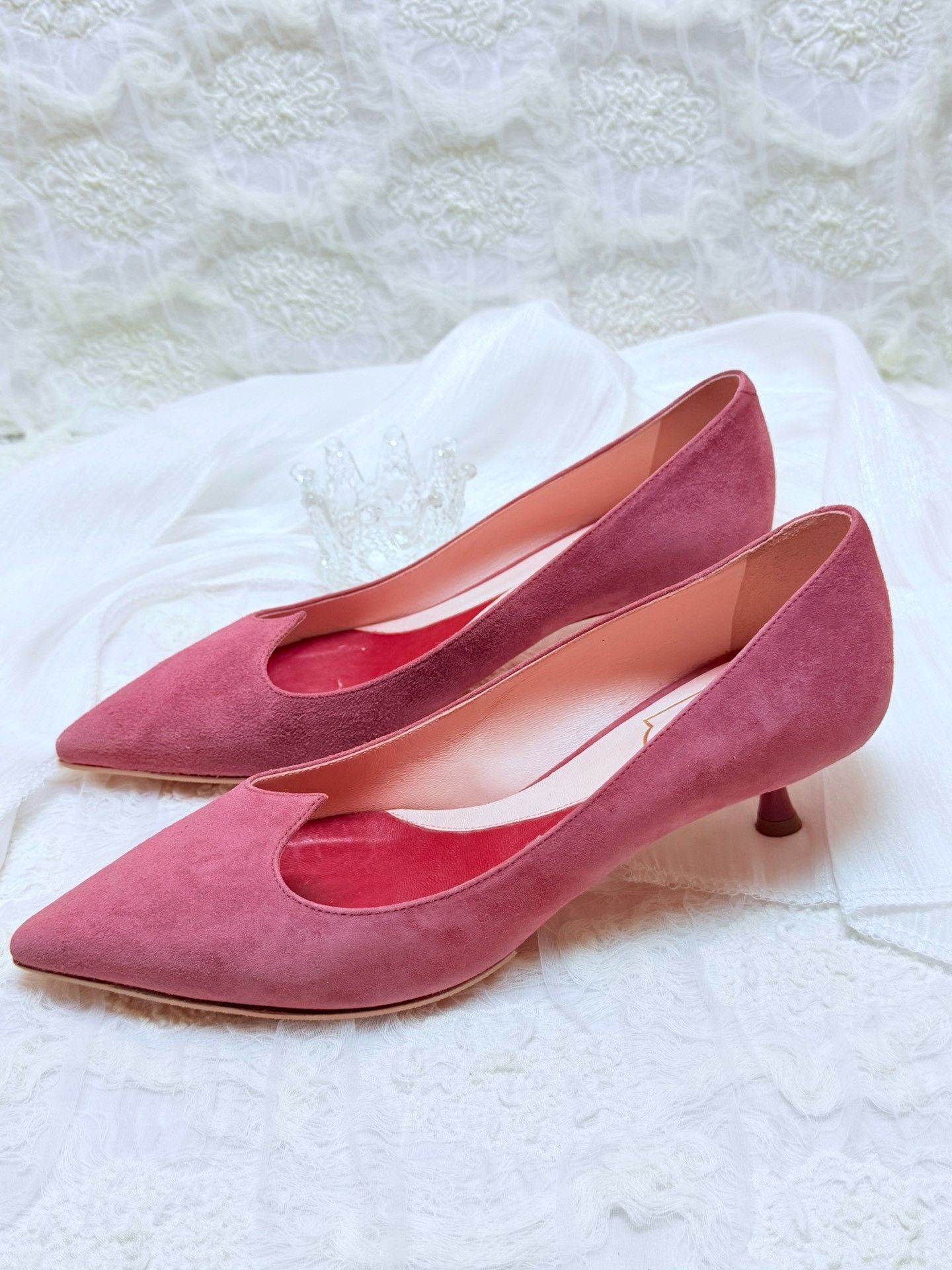Roger Vivier Roger Vivier Retro Pink Lowtop Sneakers us_6 Women Size US 6 / IT 36 - 1 Thumbnail