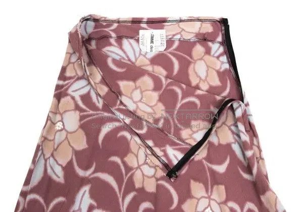 Comme des Garcons Comme Des Garcons size M Red vintage floral half skirt Size 25" / US 0 / IT 36 - 8 Thumbnail