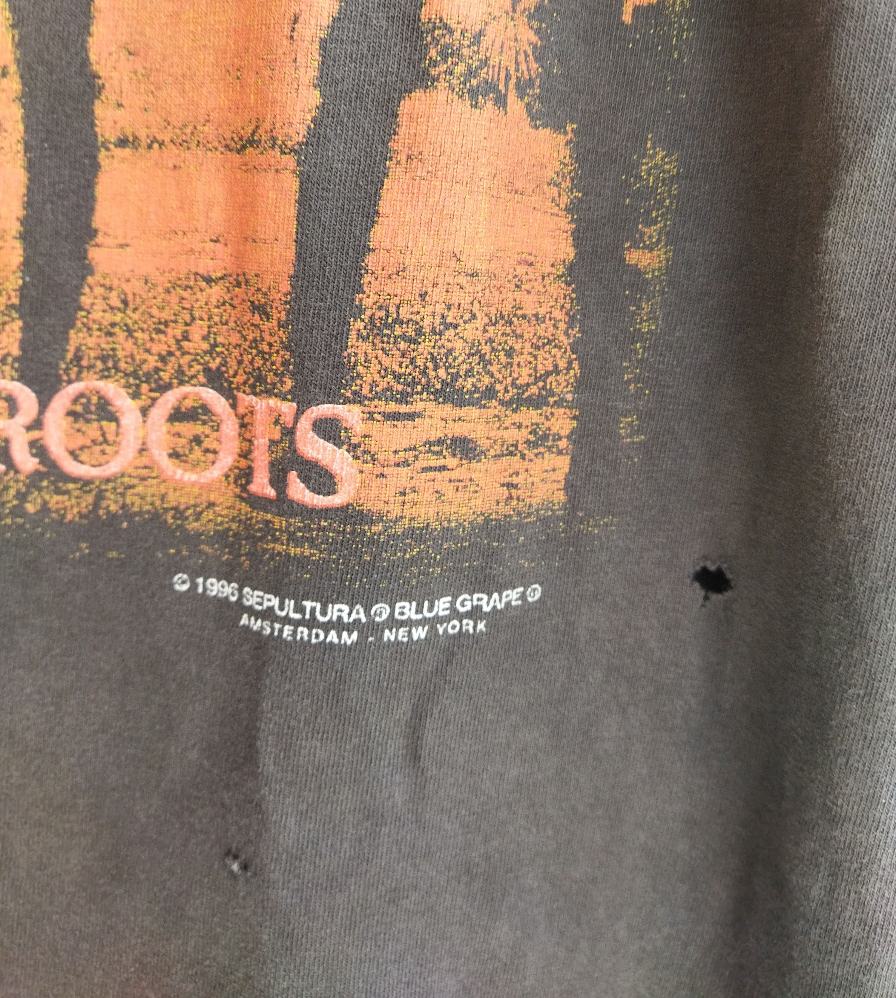 Band Tees Vintage SEPULTURA roots bloody roots Size US M / EU 48-50 / 2 - 3 Thumbnail