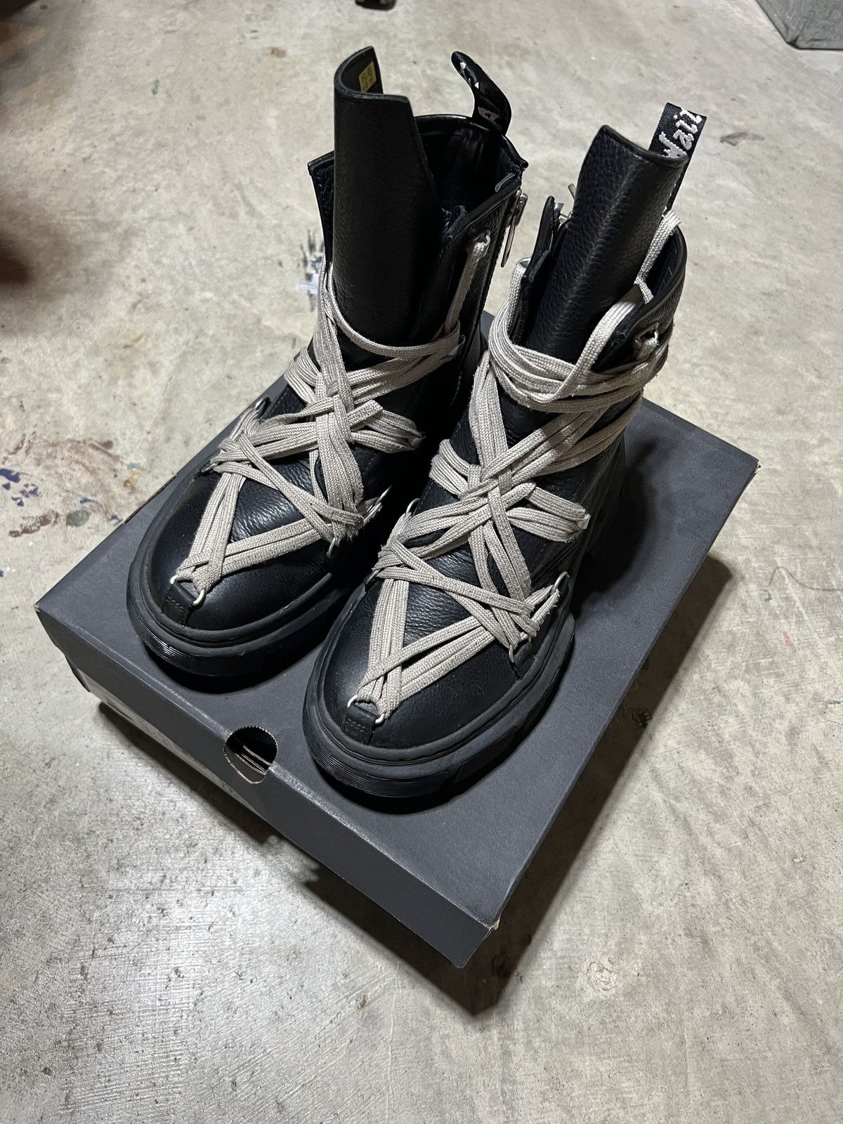 Dr. Martens × Rick Owens Rick Owens Doc Marten 1460 DMXL Mega Lace