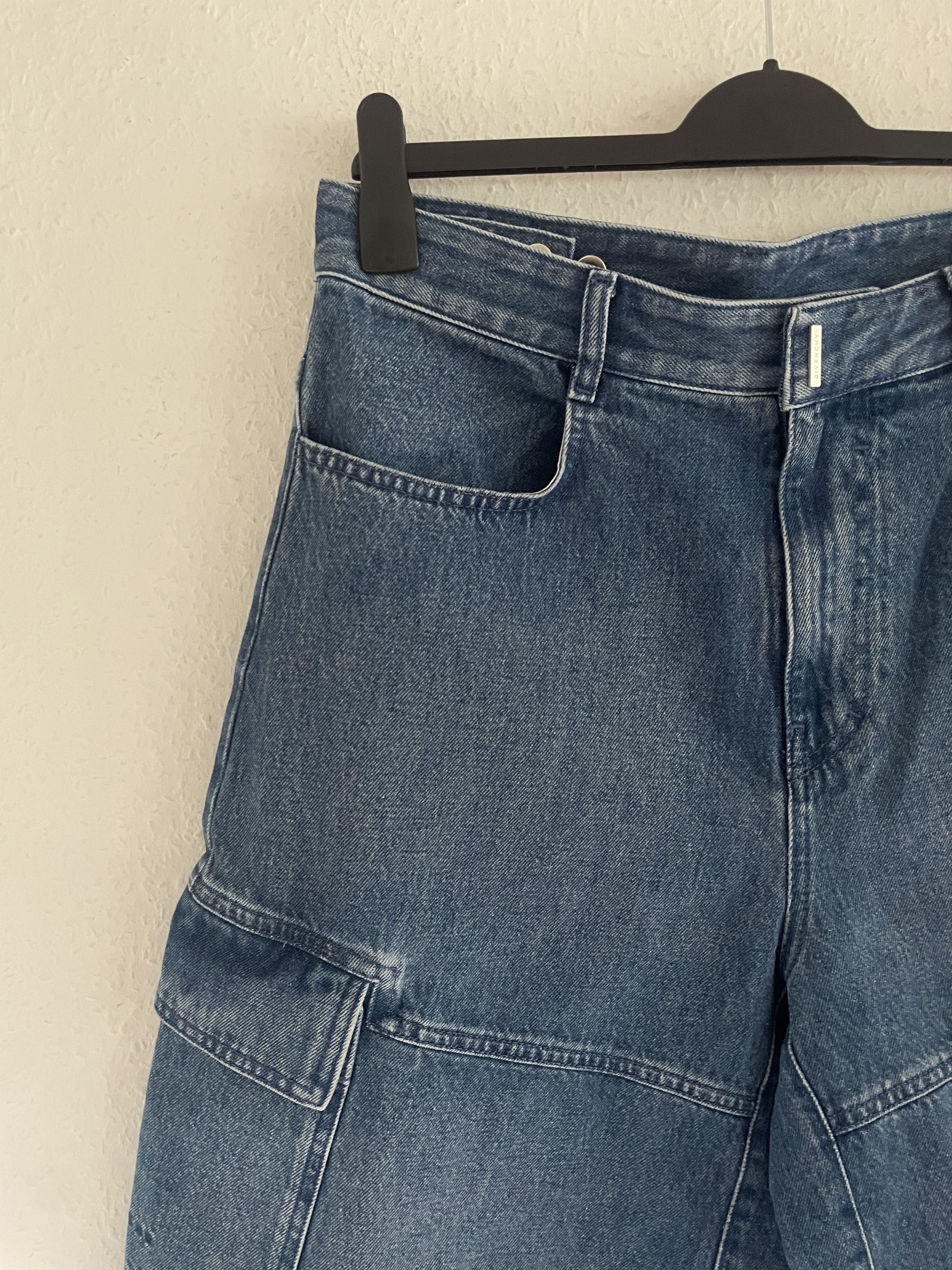 Givenchy Cargo Denim Shorts Size US 33 - 6 Thumbnail