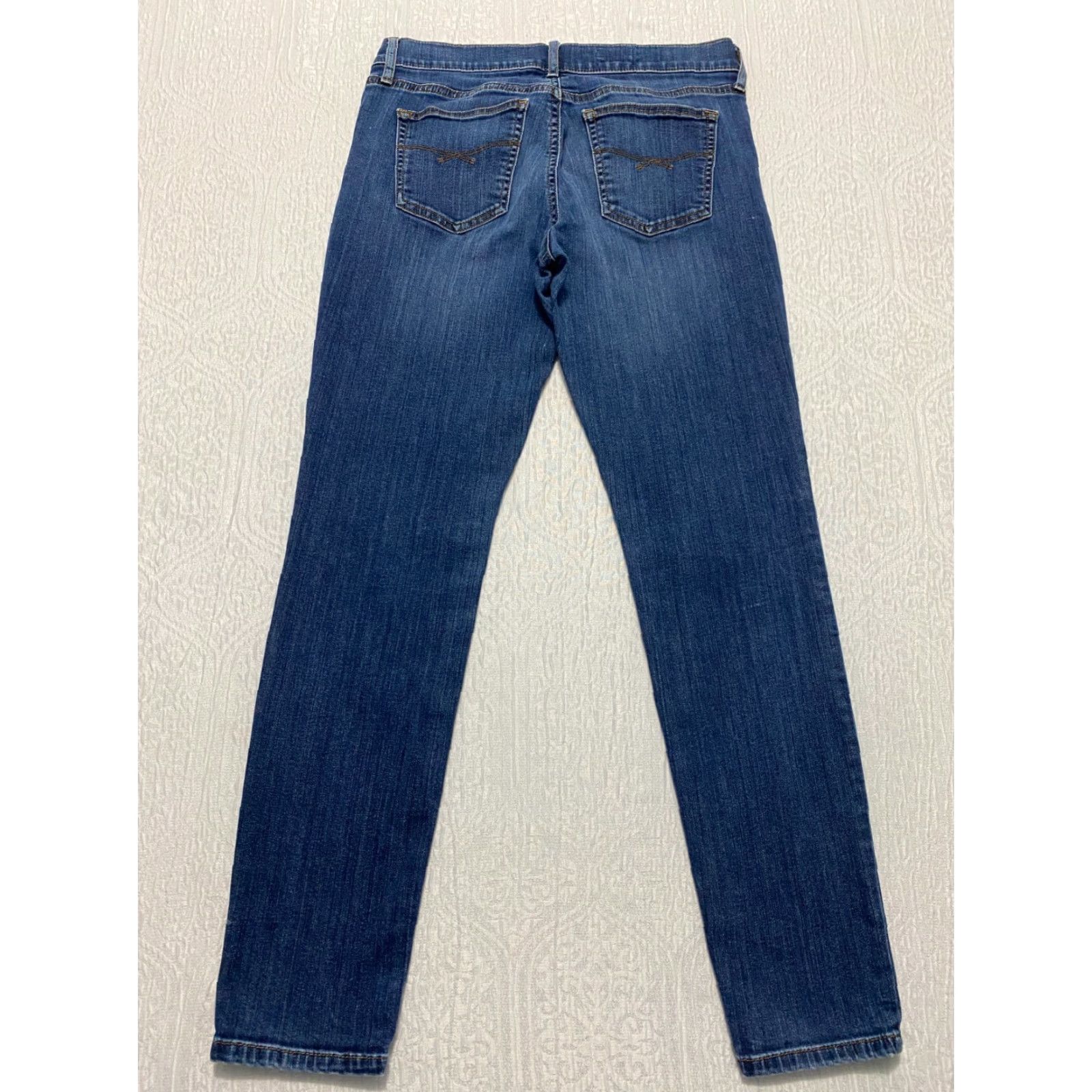 Gap Gap 1969 Jeans Womens Size 28 Blue Skinny Short Legging Denim 5-Pocket Design Adult Womens Size 28" / US 6 / IT 42 - 2 Thumbnail