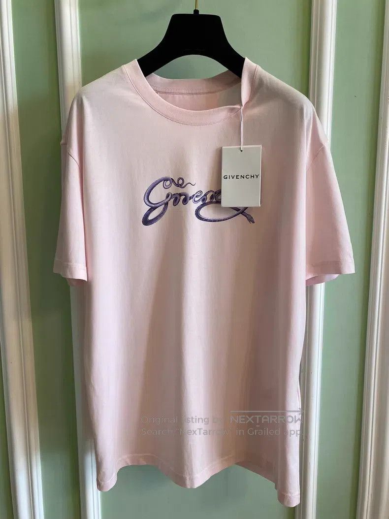 Givenchy Givenchy Pink Letter Logo Short Sleeve T-Shirt Size US M / EU 48-50 / 2 - 1 Thumbnail