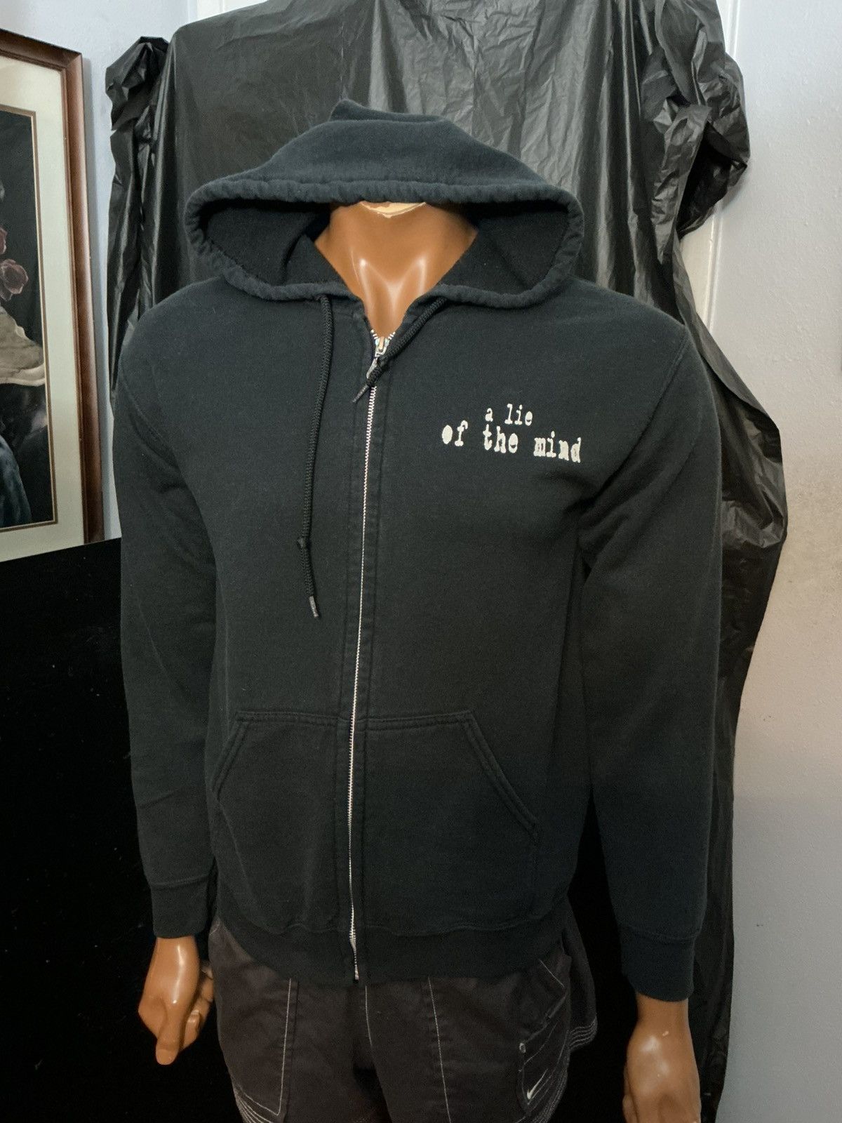 Gildan Sam Shepard A Lie Of The Mind Everything In Me Lies Hoodie Size US S / EU 44-46 / 1 - 8 Thumbnail
