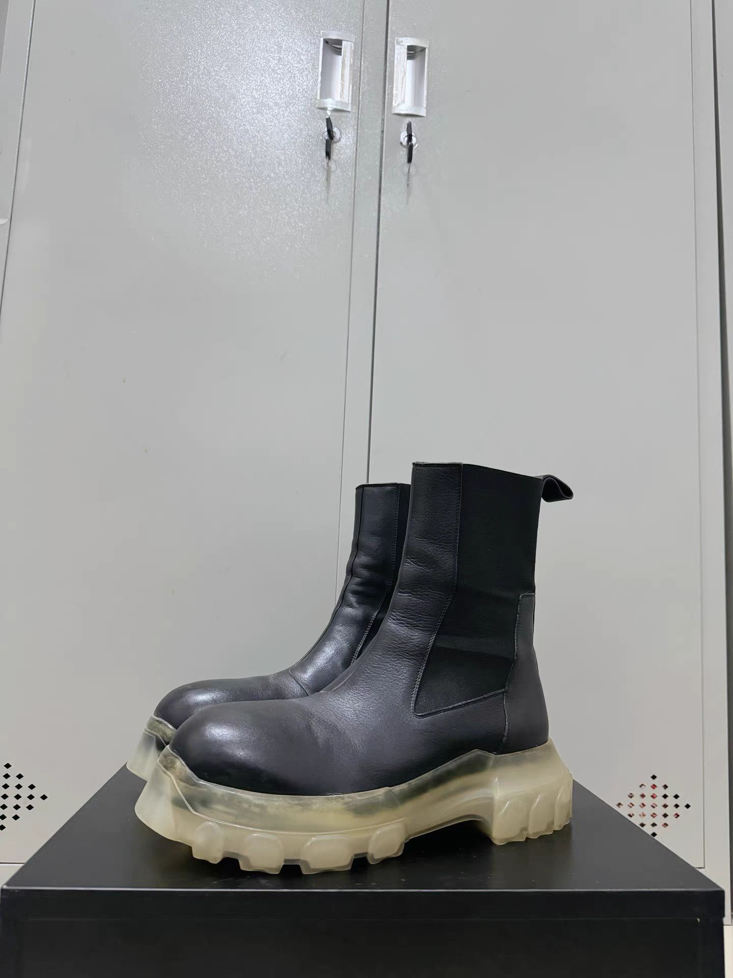 Rick Owens Rick Owens mainline octopus transparent sole Chelsea boots Size US 8 / EU 41 - 1 Thumbnail