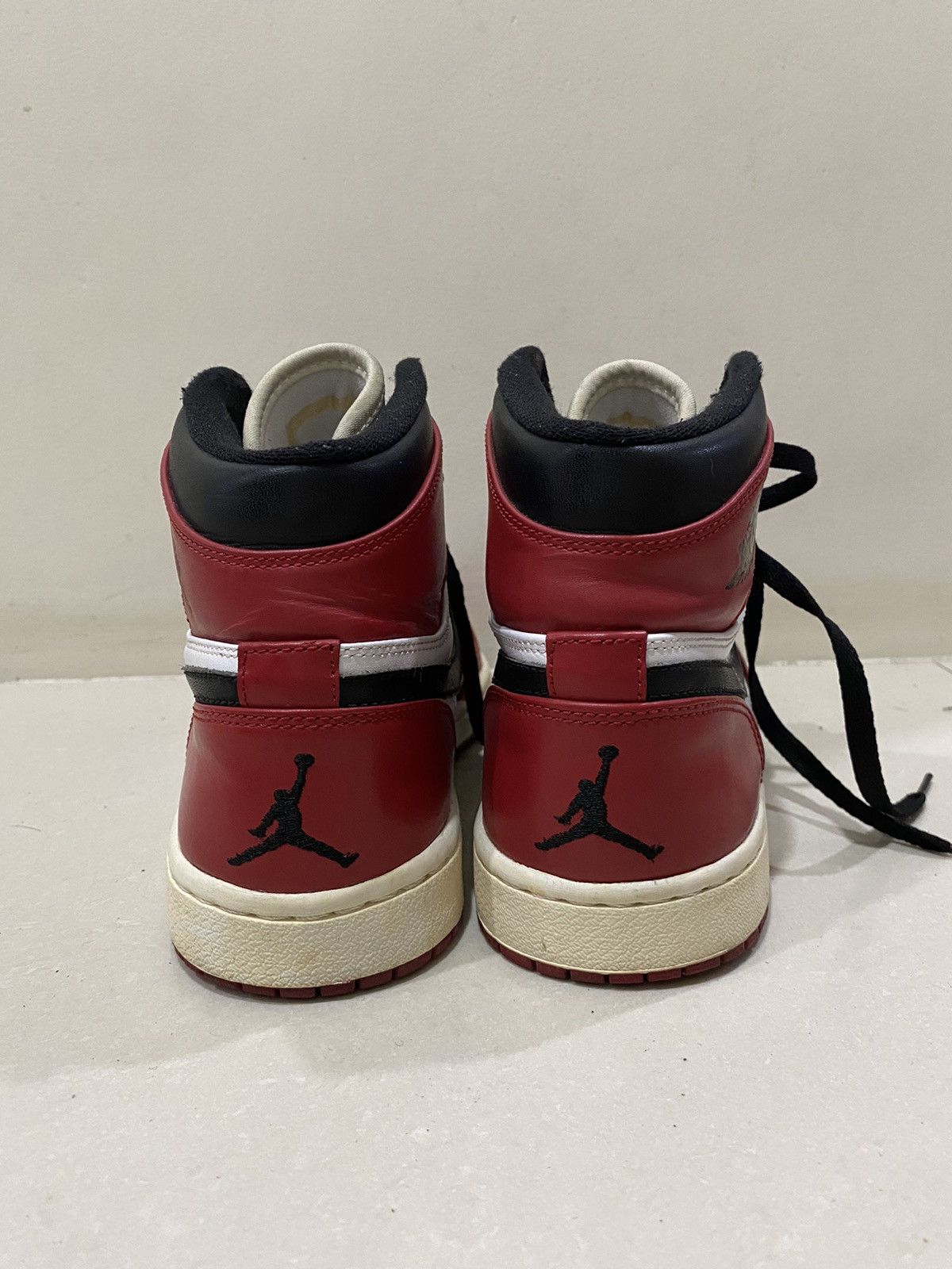 Jordan Brand Air Jordan 1 Chicago 2013 Size 10-11us Size US 10 / EU 43 - 5 Thumbnail