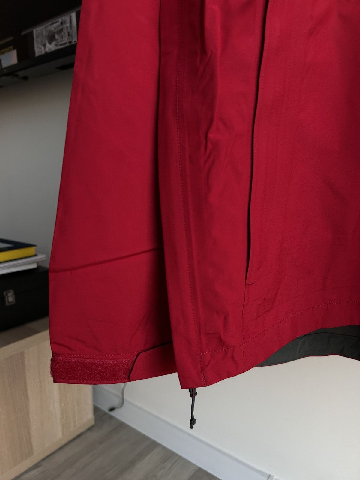 Goretex × Outdoor Research Outdoor Research Foray Gore-Tex Red Jacket Gorpcore Hiking Size US M / EU 48-50 / 2 - 8 Thumbnail