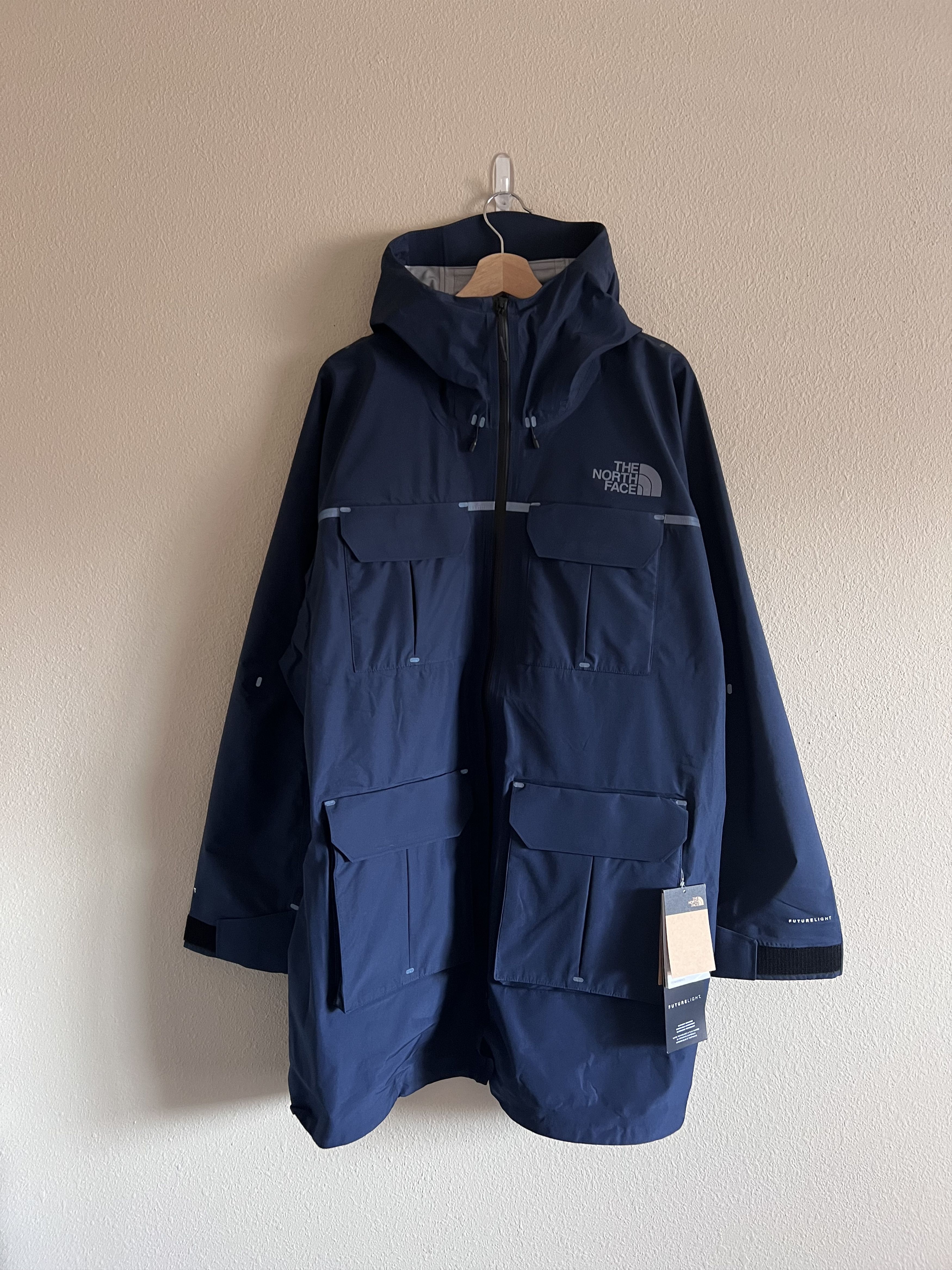 image of The North Face Rsmt Futurelight Mountain Parka In Navy, Men's (Size XL)