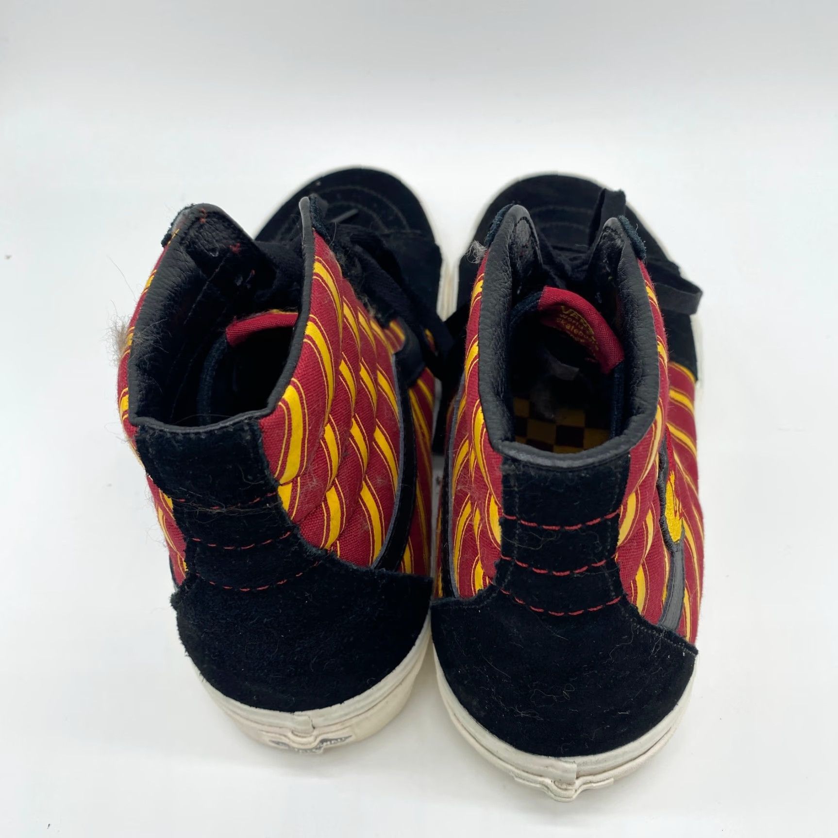 Vans VANS Harry Potter Gryffindor Men's 11 Skate High Top Off The Wall 1110 Shoes Size US M / EU 48-50 / 2 - 6 Thumbnail
