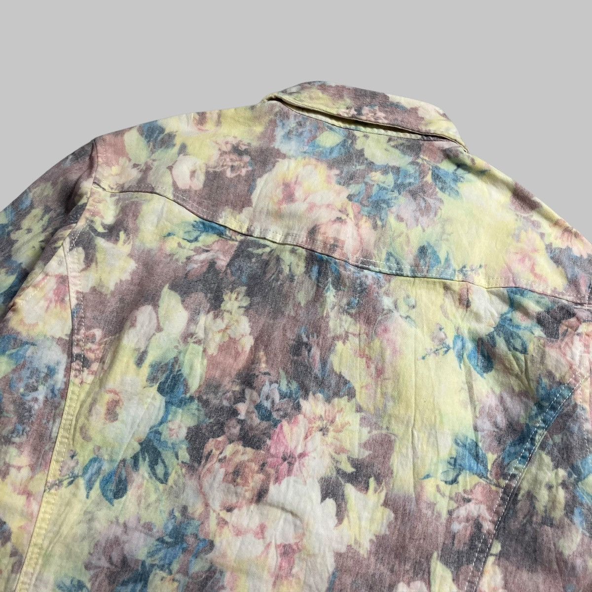 GOSTAR DE FUGA × In The Attic × Japanese Brand IN THE ATTIC - Floral Stone Buttons Up Shirt Flowers Size US M / EU 48-50 / 2 - 8 Thumbnail