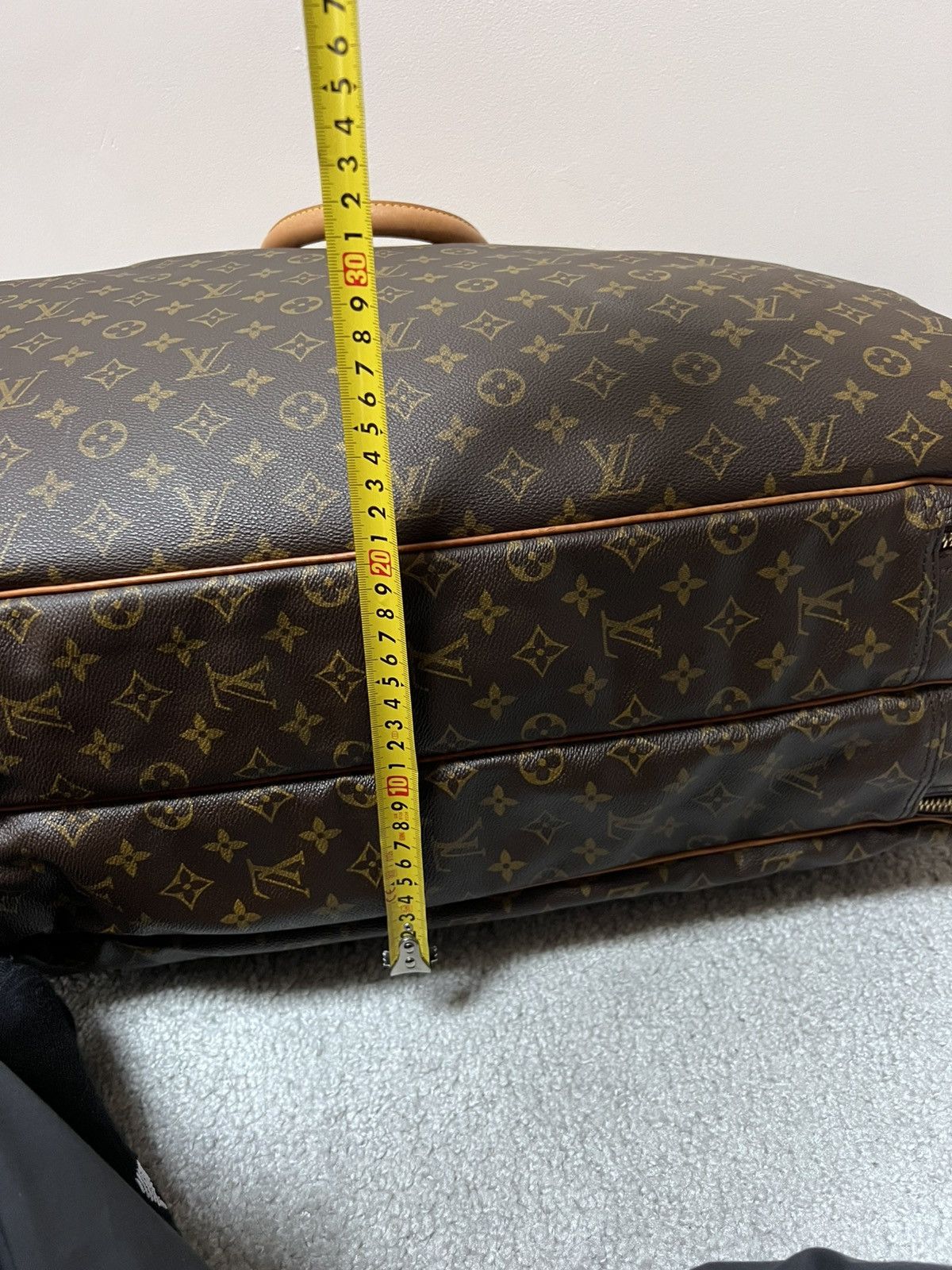 Louis Vuitton Louis Vuitton Alize 60 Monogram Travel Bag Size ONE SIZE - 10 Thumbnail