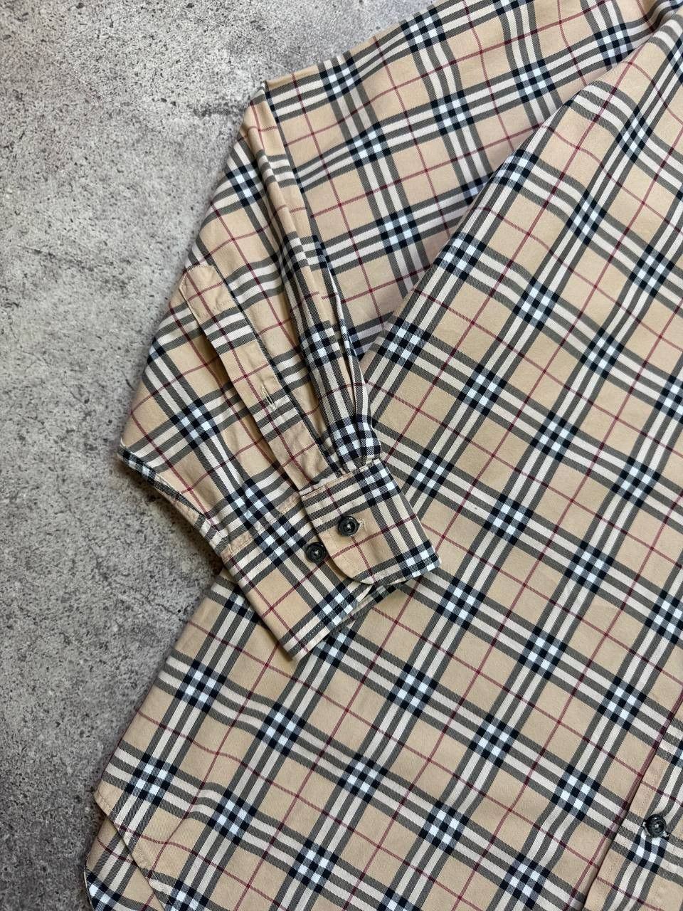 Burberry Burberry Shirt Beige Size US M / EU 48-50 / 2 - 6 Thumbnail