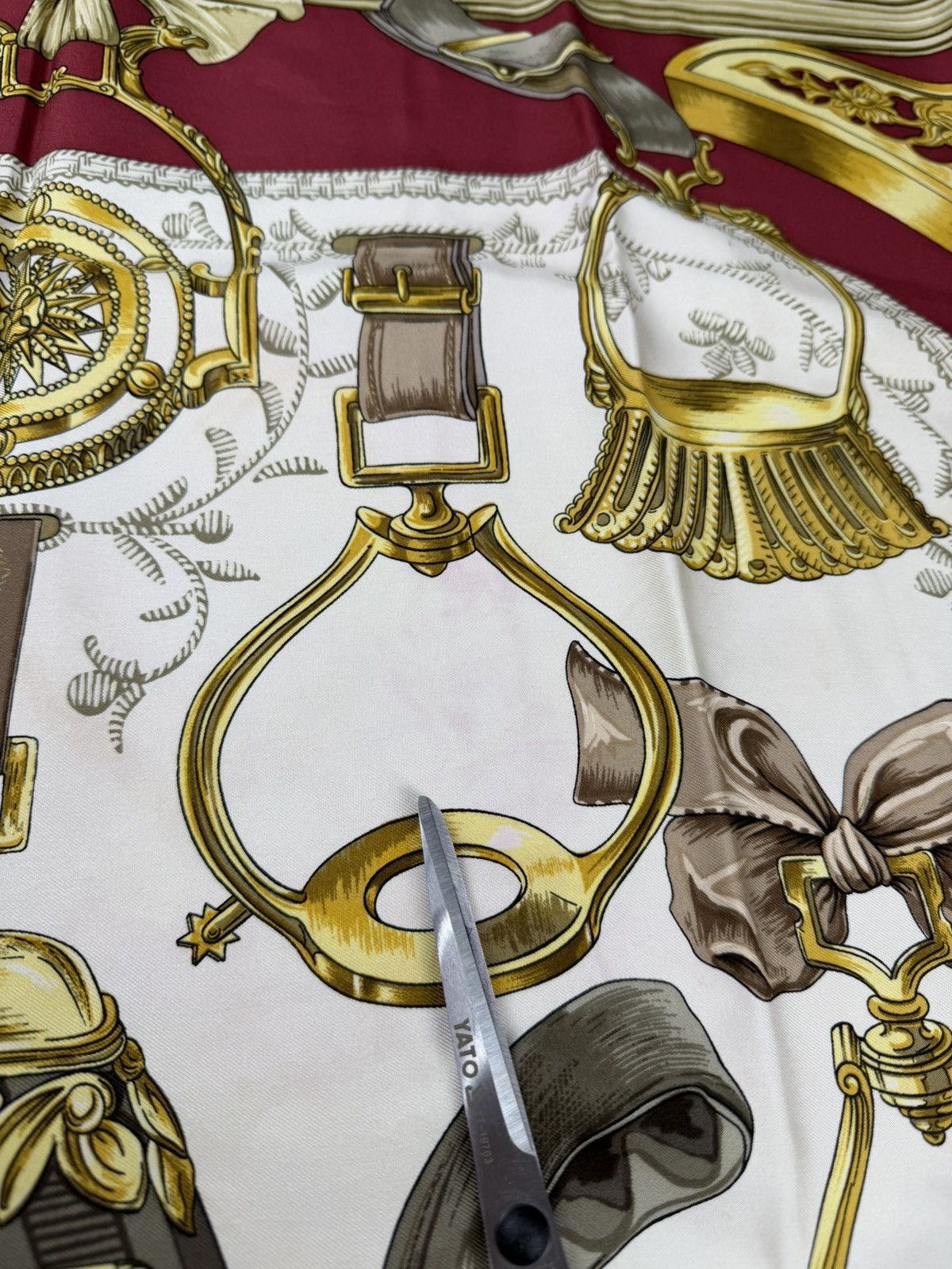 Hermes Hermes Etriers Silk Scarf Vintage Red Gold Size ONE SIZE - 4 Thumbnail