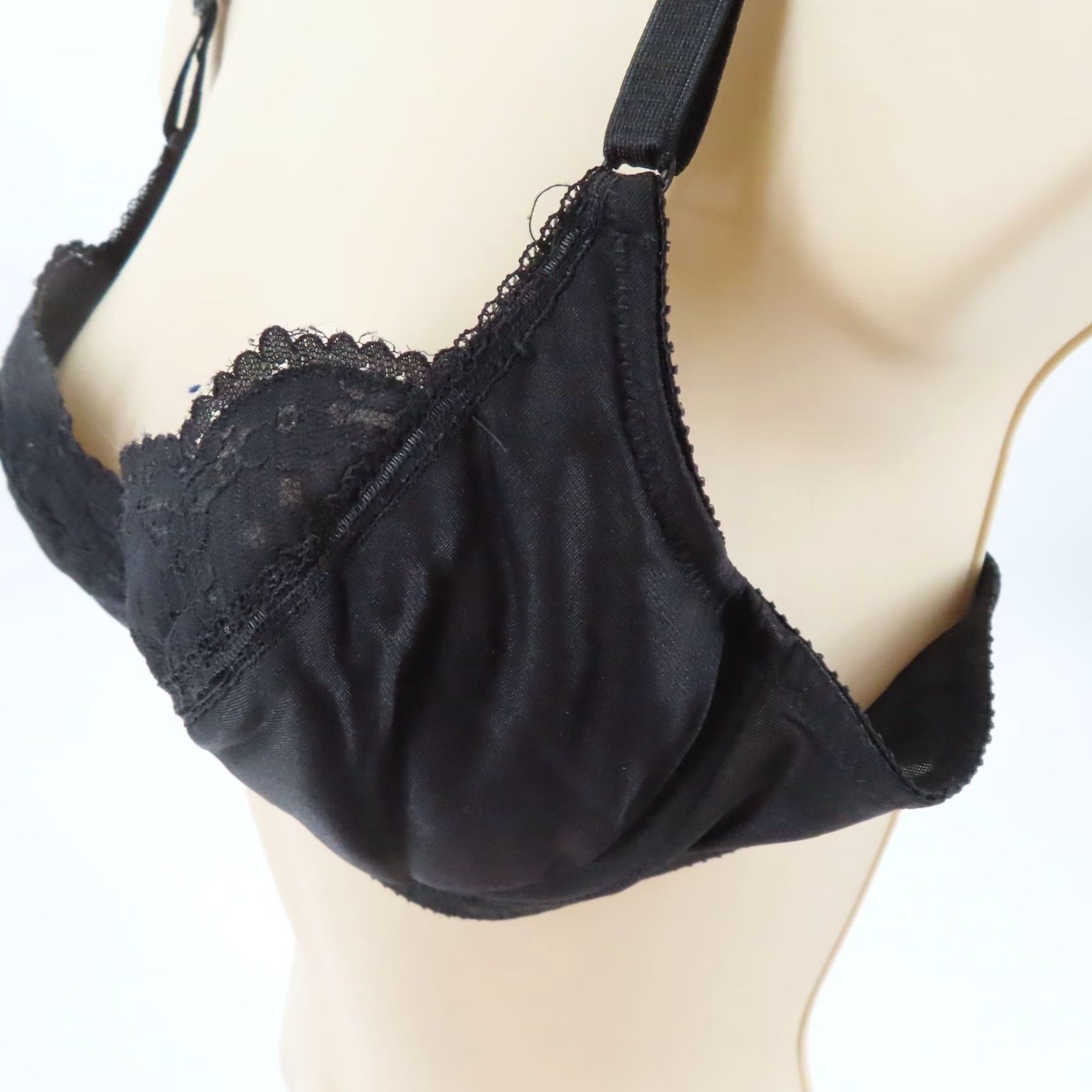 Vintage VINTAGE Gelmart Bra 36B Black Lace Underwire Padded Balconette Womens Size ONE SIZE - 4 Thumbnail