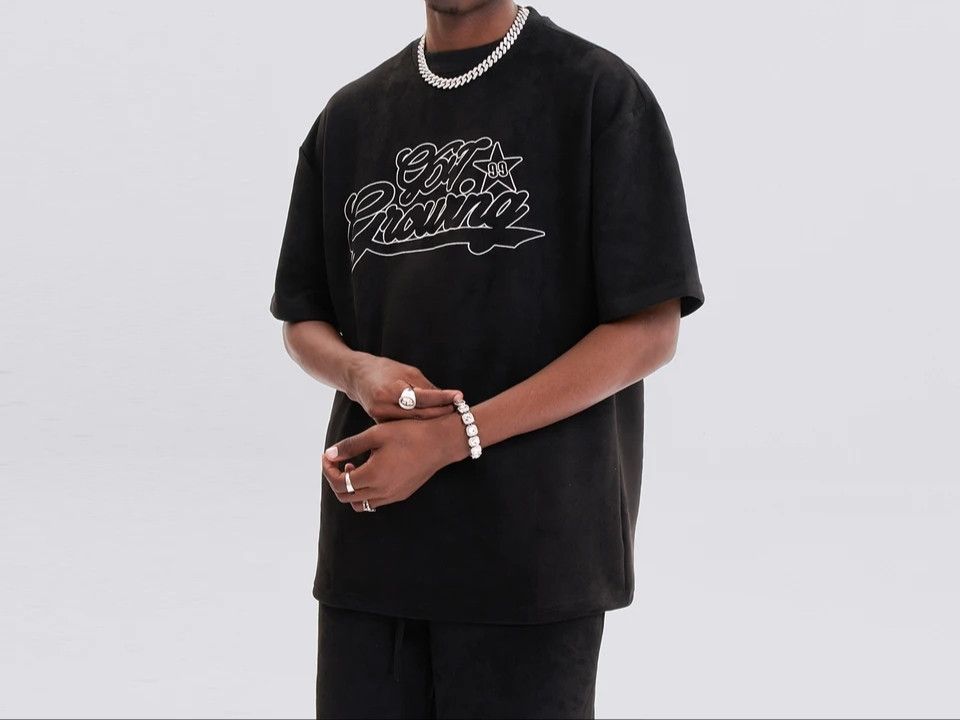 Vintage Streetwear Embroidered Suede Crewneck Oversized Vintage Tee Size US XL / EU 56 / 4 - 2 Thumbnail