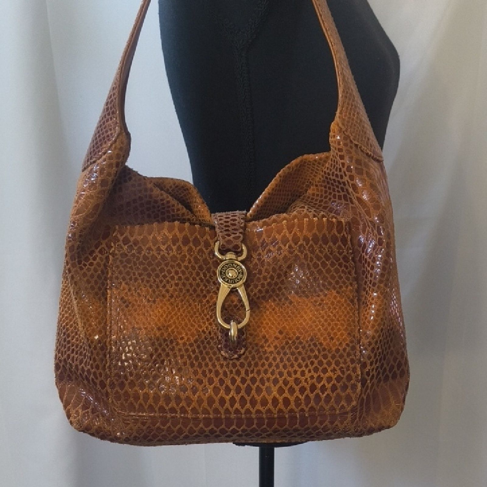 Dooney & Bourke Vintage Dooney & Bourke Snake Pattern Leather Shoulder Bag Size ONE SIZE - 14 Thumbnail