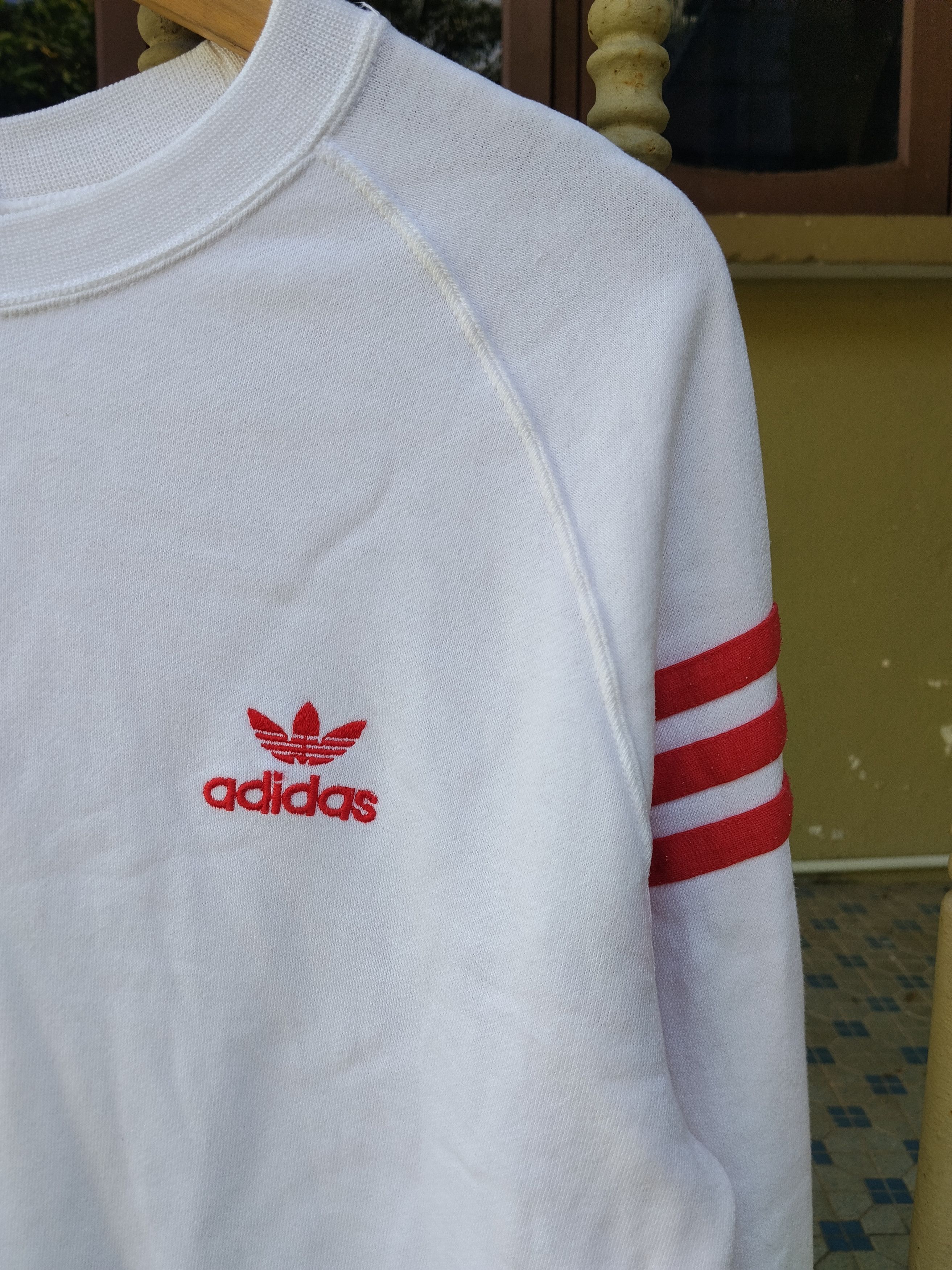 Adidas Vintage 80's Adidas Trefoil Sweatshirts Size US L / EU 52-54 / 3 - 4 Thumbnail