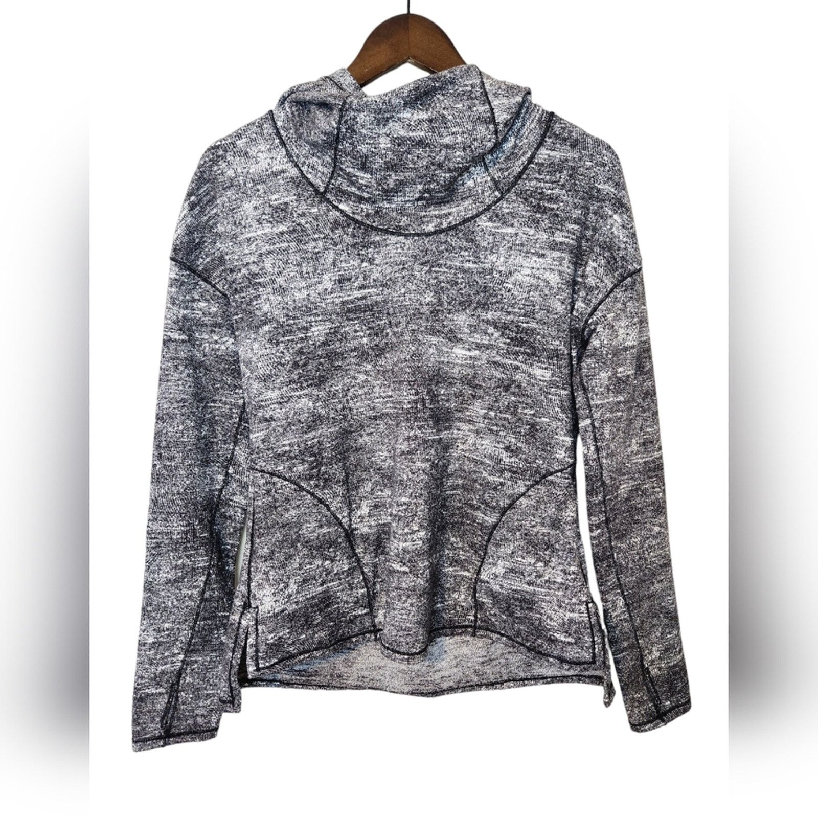Lululemon Lululemon Forever Endeavour Long Sleeve Black White 8 Size M / US 6-8 / IT 42-44 - 10 Thumbnail