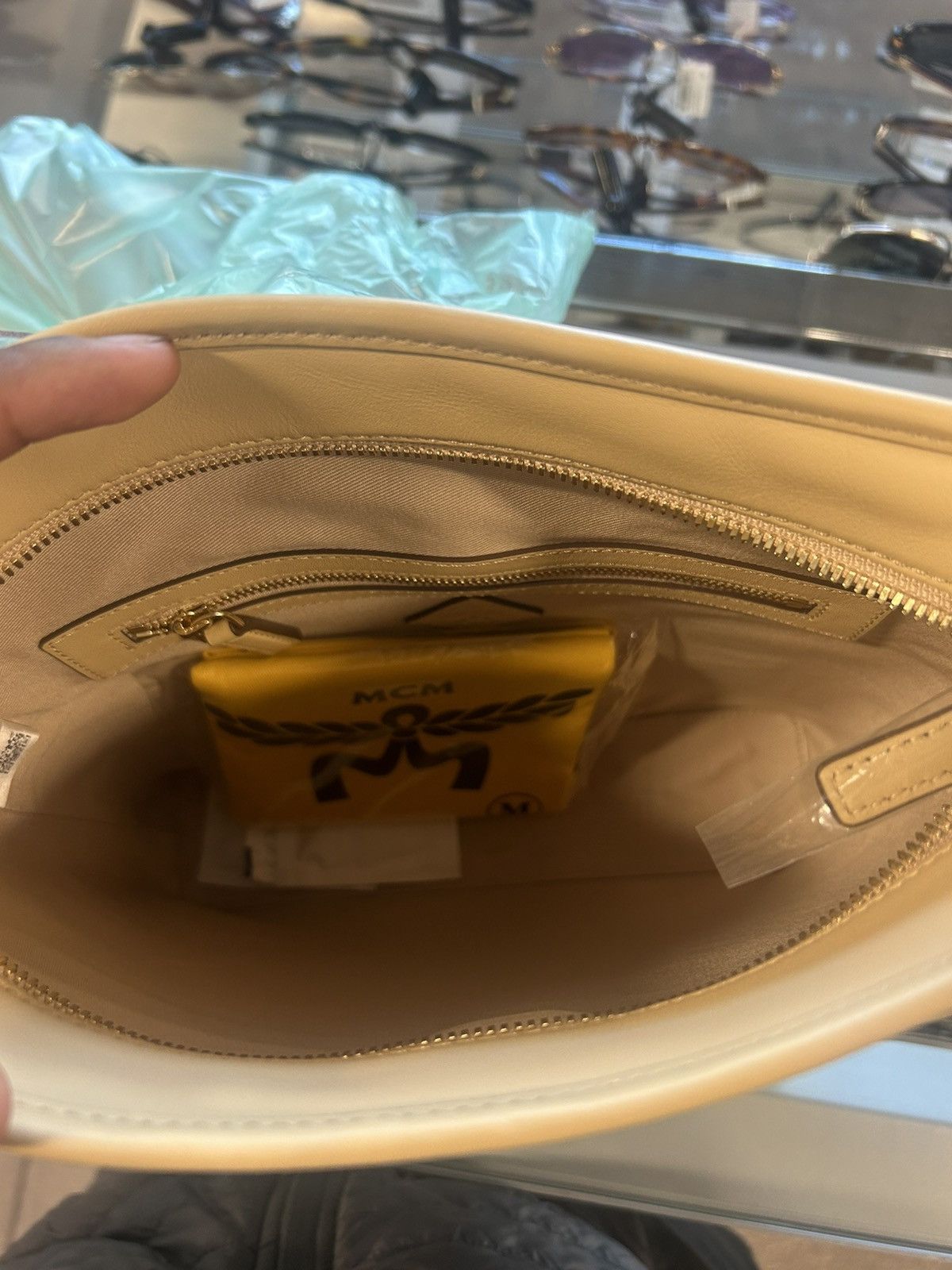 MCM Mcm Aren Messenger Bag Size ONE SIZE - 4 Thumbnail