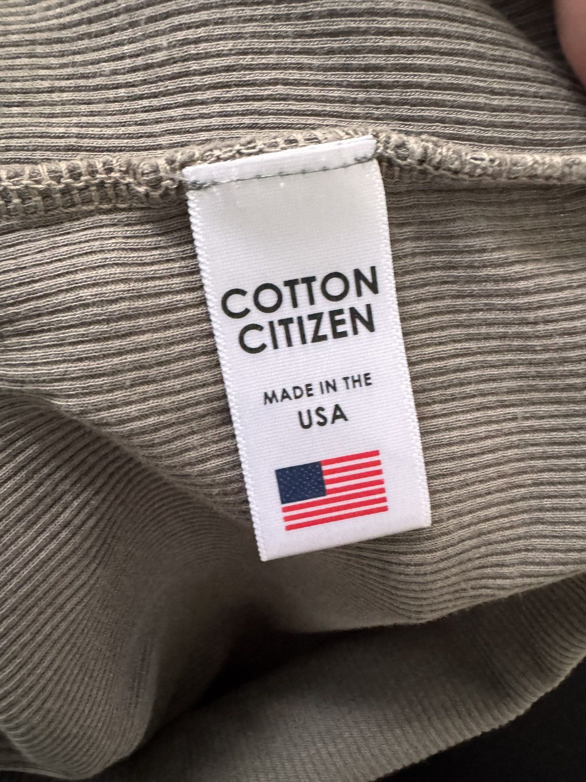 COTTONCITIZEN Cotton Citizen The Verona Crop Shirt in Ash size XS Size XS / US 0-2 / IT 36-38 - 4 Thumbnail