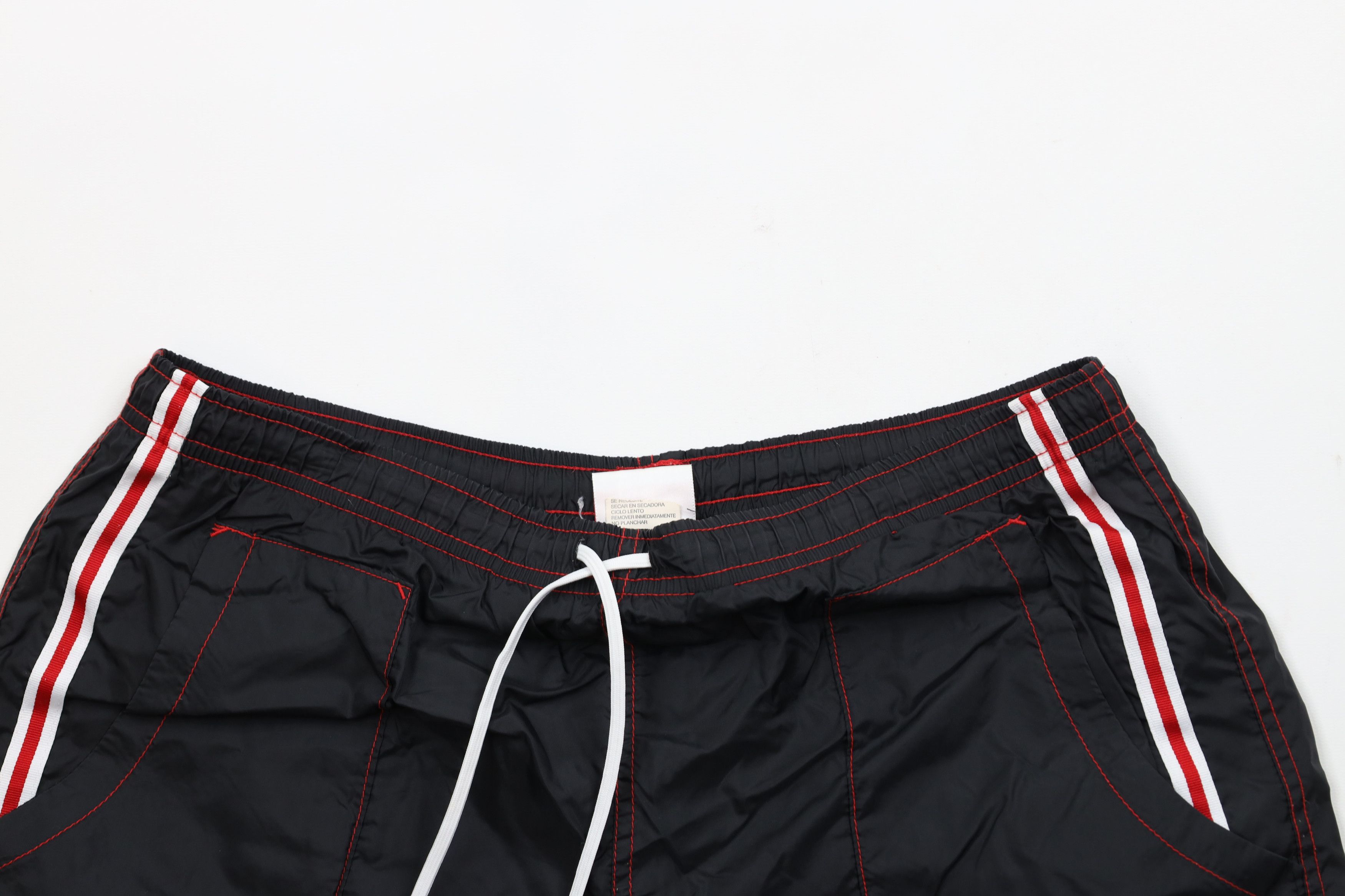 Hanes × Vintage Vintage 90s Hanes Lined Above Knee Shorts Black Nylon Size US 34 / EU 50 - 2 Thumbnail