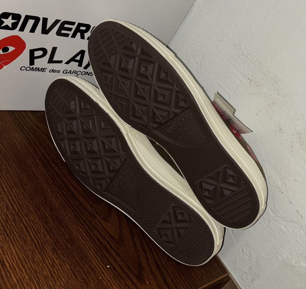Converse Comme De Garcons Play CDG Converse Chuck 70 Low Heart Olive Size US 9 / EU 42 - 7 Thumbnail