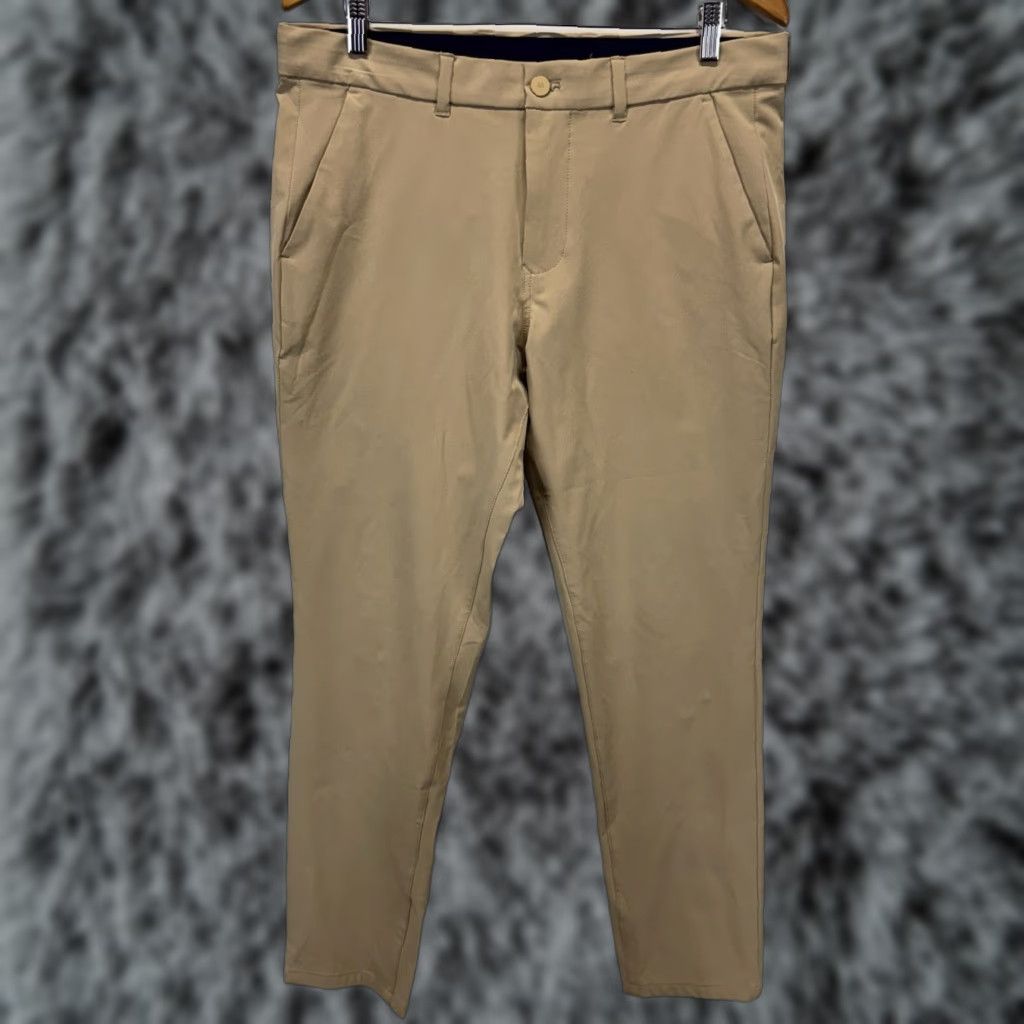 Mizzen+Main Mizzen+Main Helmsman Pants Mens 34x32 34x31 Khaki Performance Chinos Size US 34 / EU 50 - 1 Thumbnail