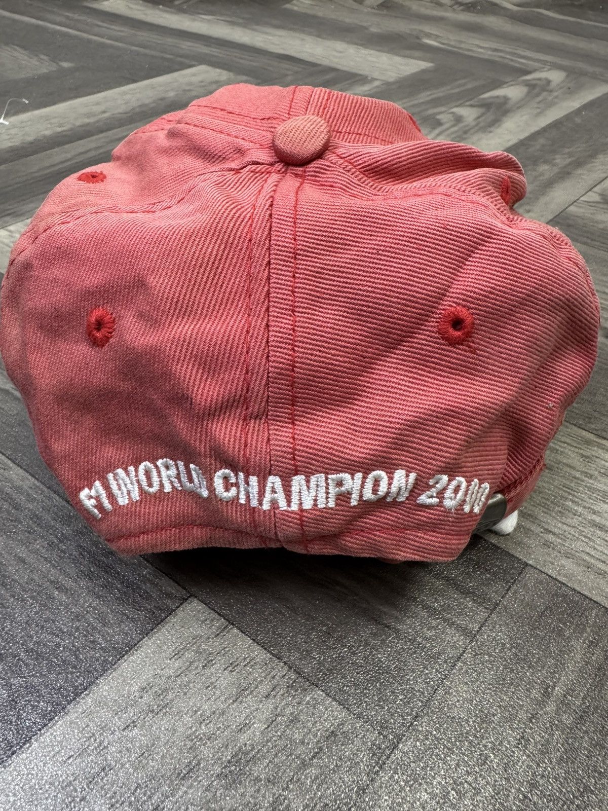 Ferrari × Formula 1 × Vintage Vintage Micheal Schumacher F1 World Champion 2000 cap Size ONE SIZE - 3 Thumbnail