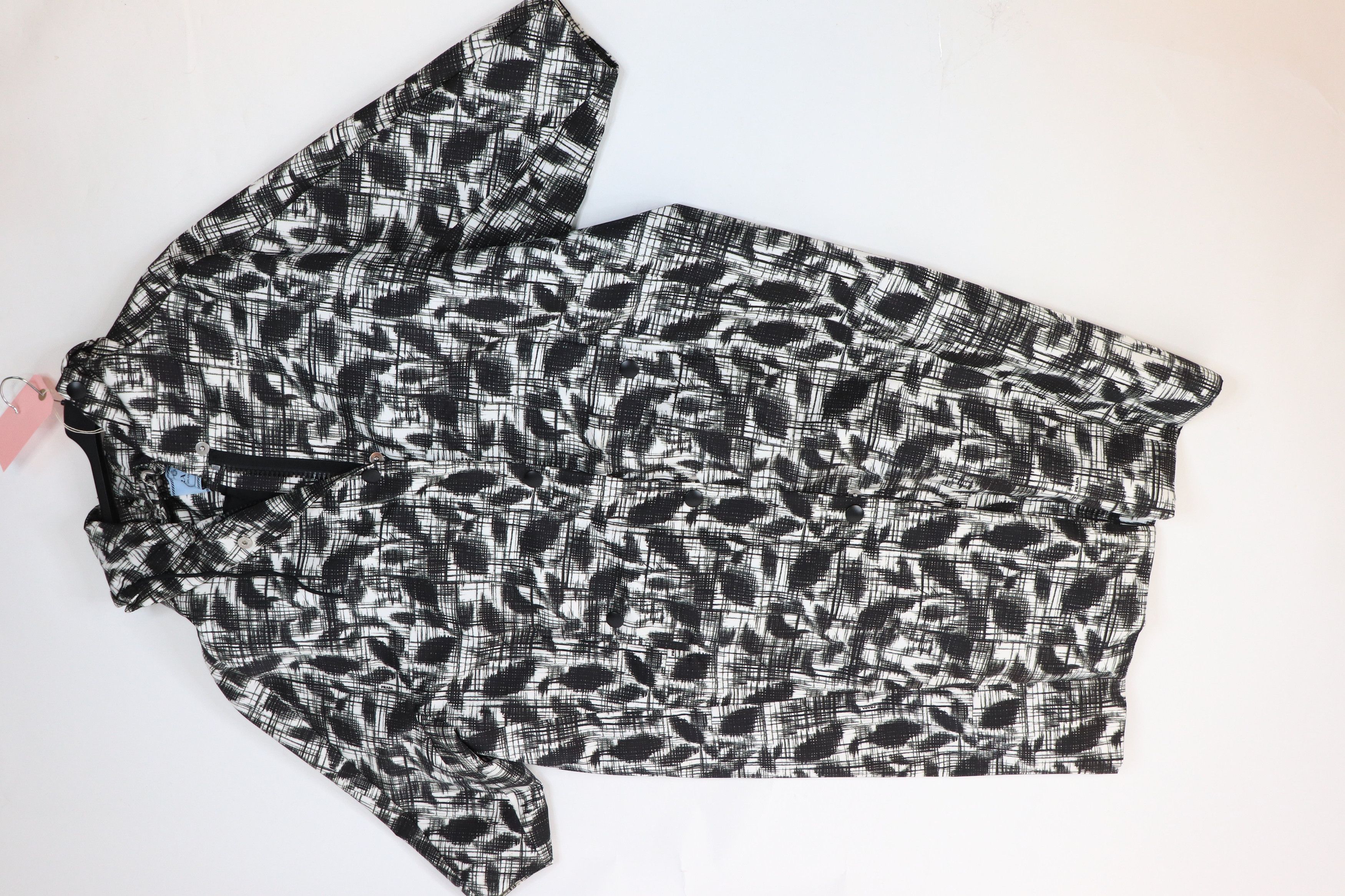 Prada Black and white Re-Nylon printed raincoat - UK 4 Size XS / US 0-2 / IT 36-38 - 1 Thumbnail