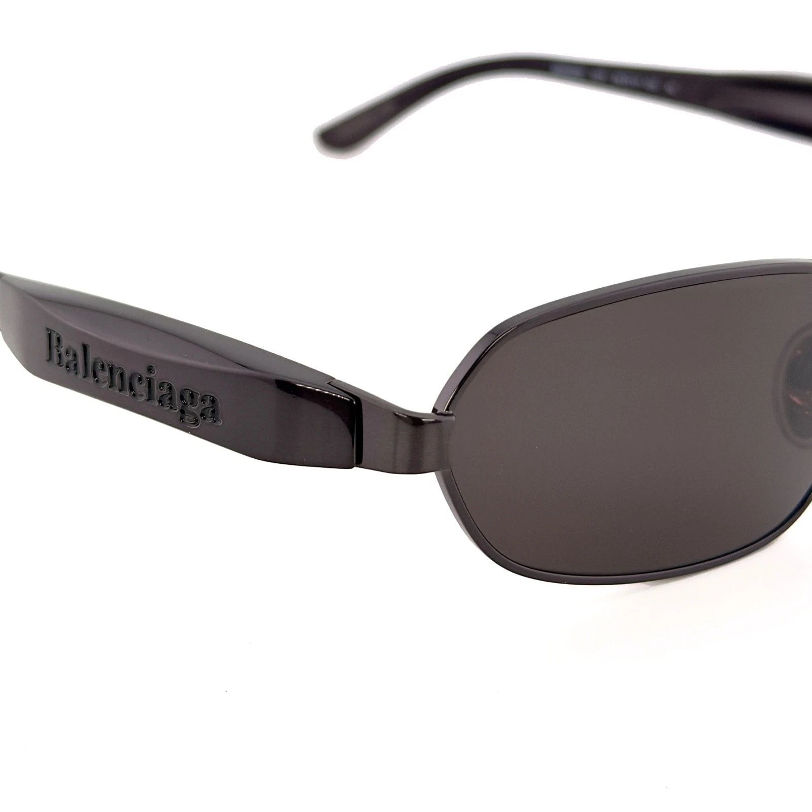 Balenciaga BALENCIAGA 0355 Black 001 Fashion Unisex Sunglasses BB0355S Size ONE SIZE - 8 Thumbnail