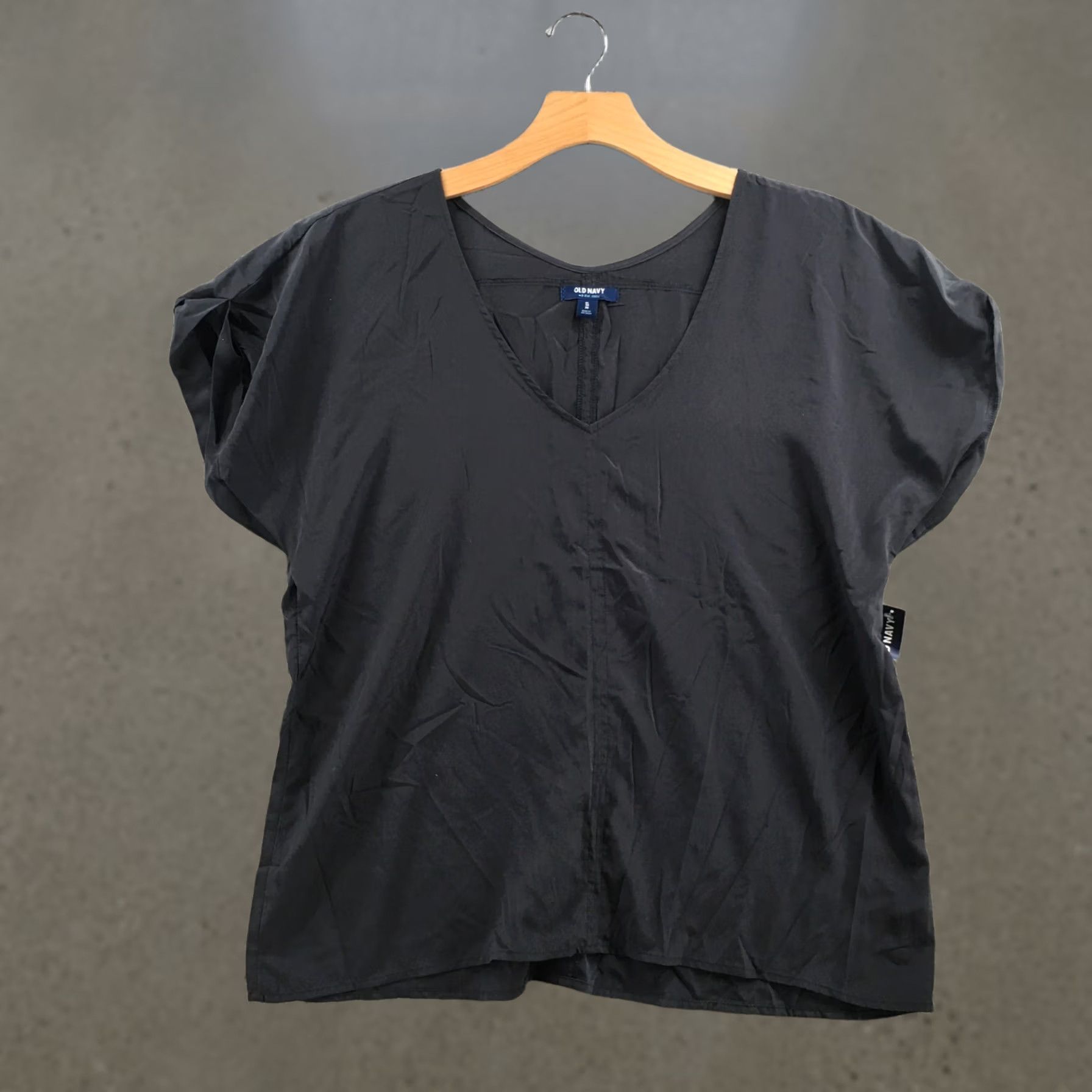 Old Navy Old Navy Blouse Top Womens XL Solid Gray Vneck Short Sleeves Pullover Casual NEW Size XL / US 12-14 / IT 48-50 - 1 Thumbnail