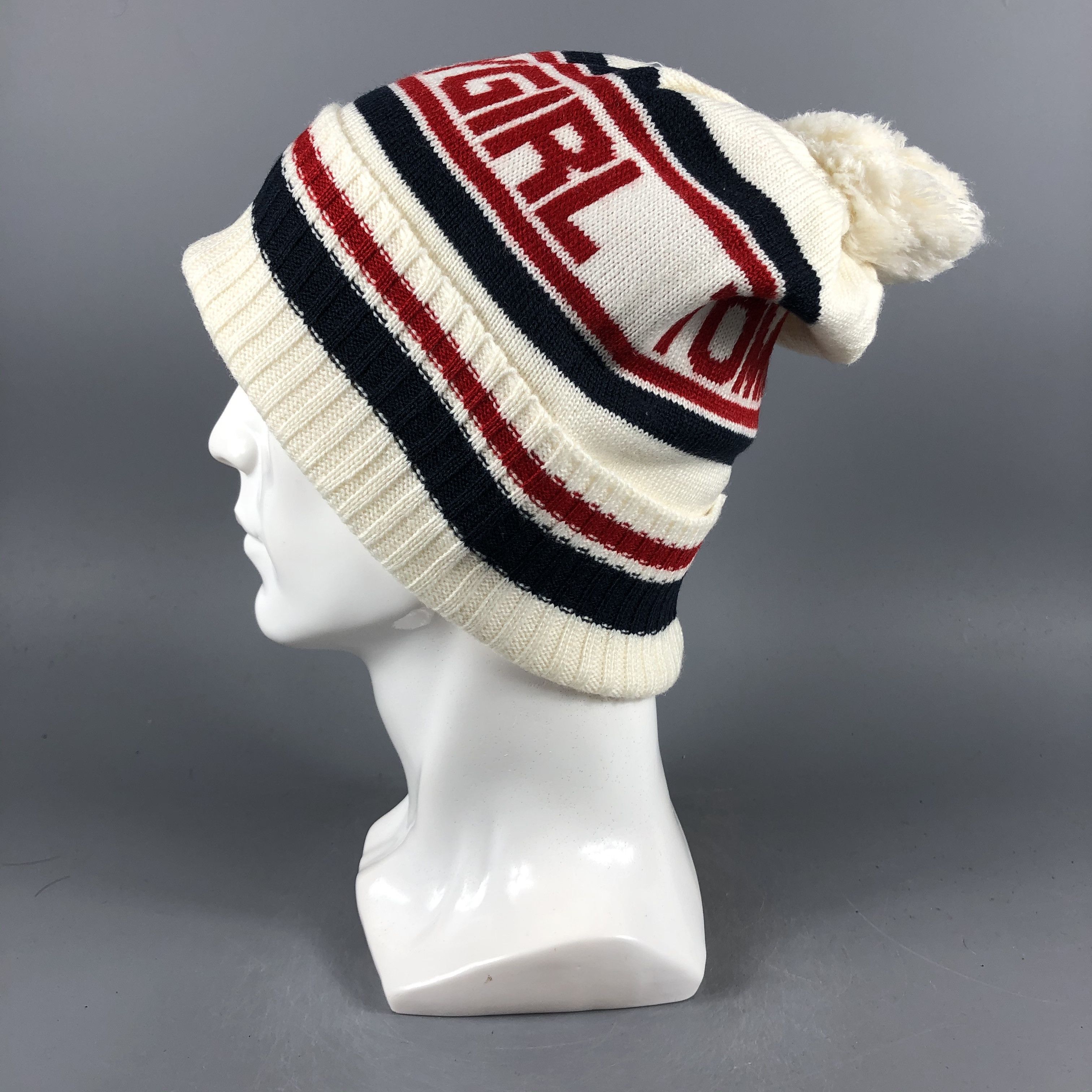 Vintage Womens Tommy Girl PomPom Beanie Snow Hat Snow Cap -D1184 Size ONE SIZE - 1 Thumbnail