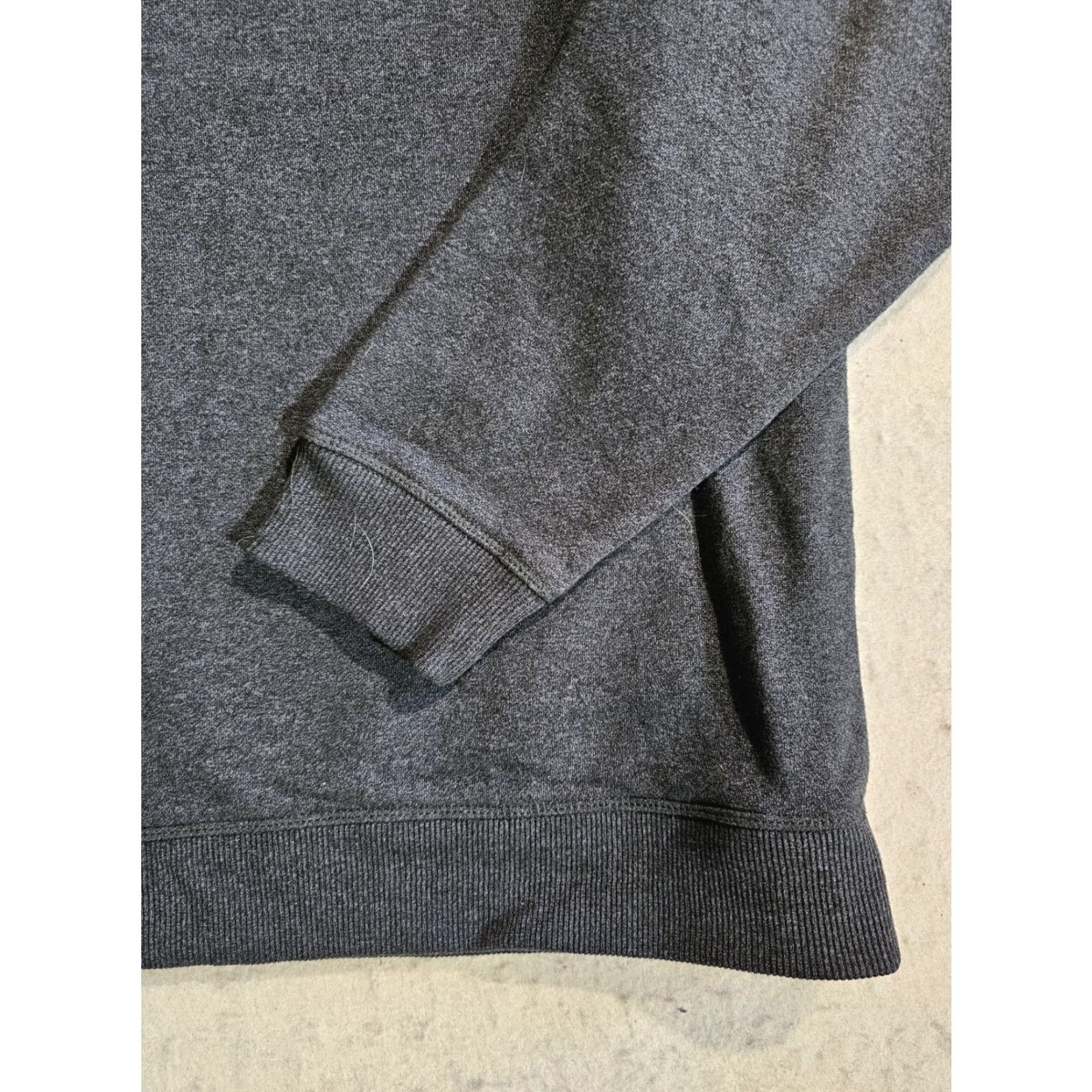 Izod Izod Advantage Performance Stretch Sweatshirt Crew Neck Men's Size X-Large Gray Size US XL / EU 56 / 4 - 5 Thumbnail