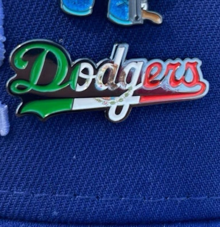Vintage Dodgers Mexico LA Los Angeles Pin Hat Pin EXCLUSIVE LA Size ONE SIZE - 2 Thumbnail