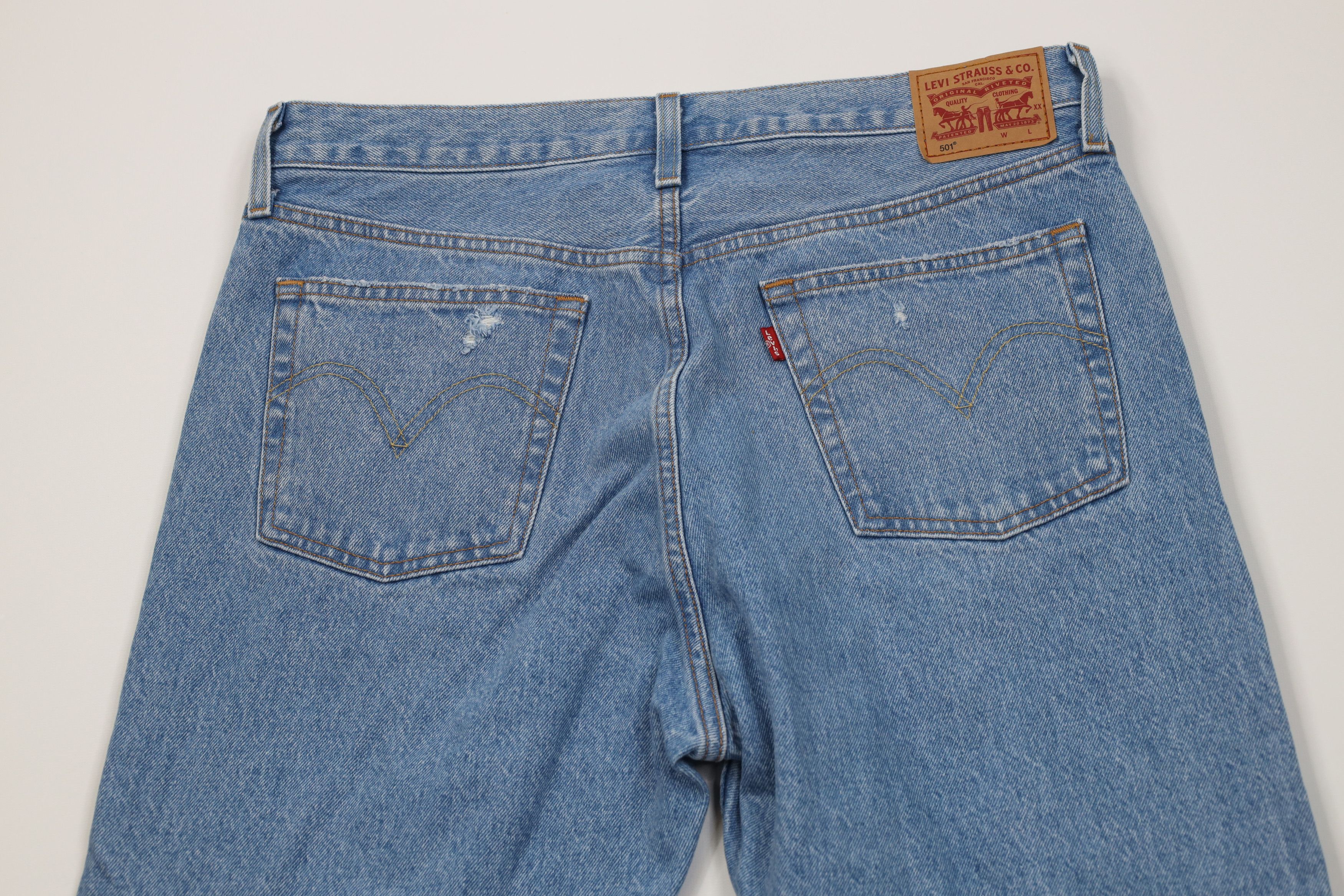 Levi's Vintage Y2K Levis 501xx Button Fly Straight Leg Jeans Size US 32 / EU 48 - 10 Thumbnail