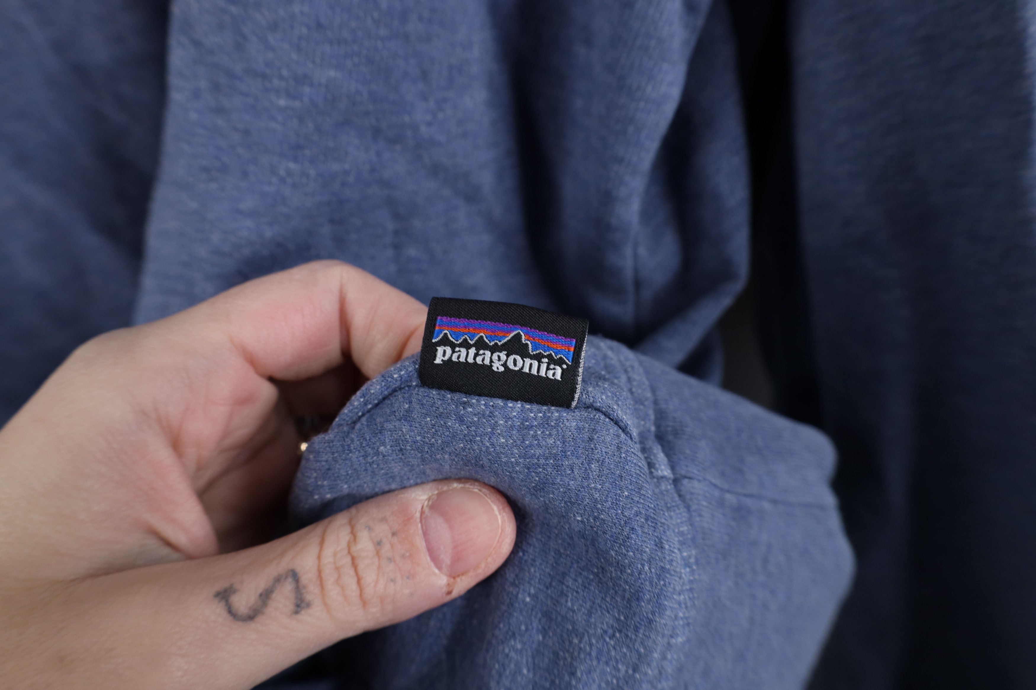 Patagonia Patagonia Cotton Retro Line Logo Hoodie Sweatshirt Blue Size US L / EU 52-54 / 3 - 7 Thumbnail