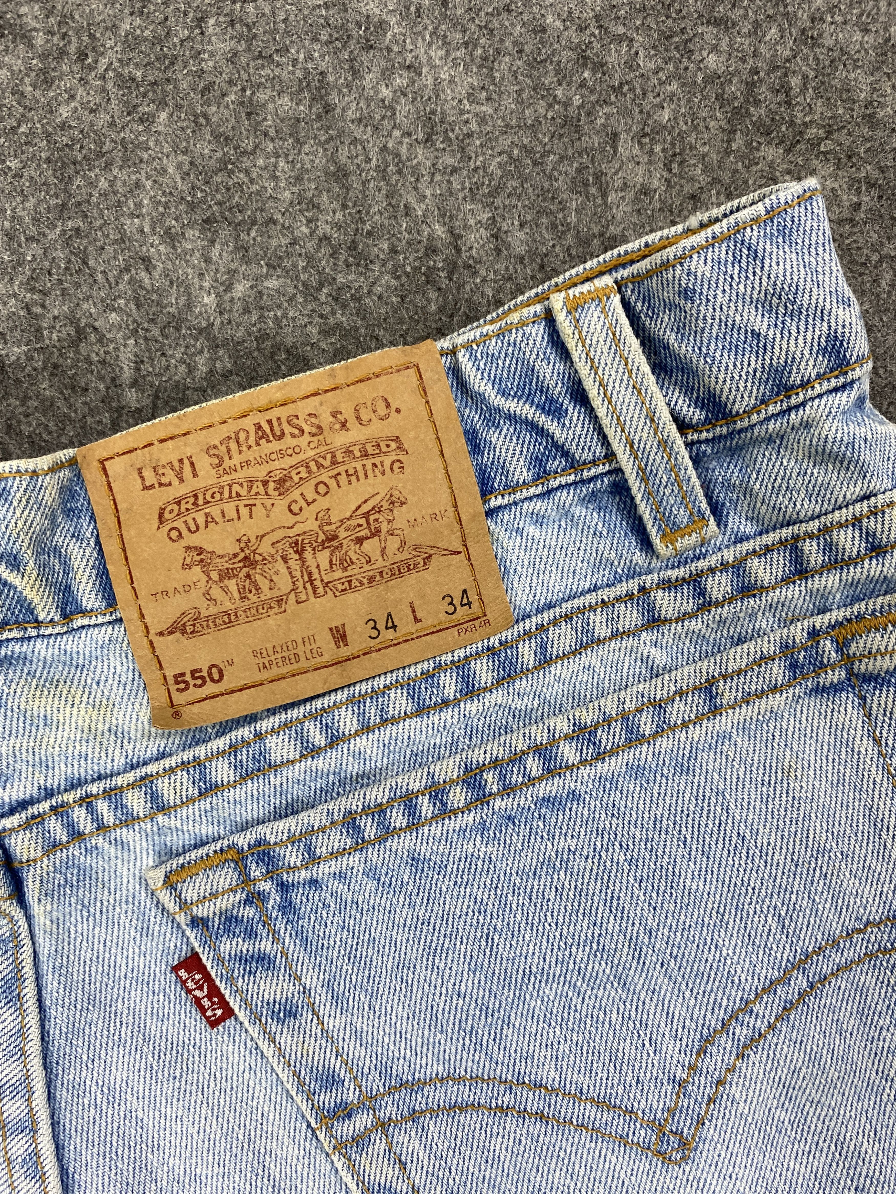 Levi's 90's Light Blue Wash Vintage Levi's 550 USA 34x35.5 -JN1868 Size US 34 / EU 50 - 10 Thumbnail