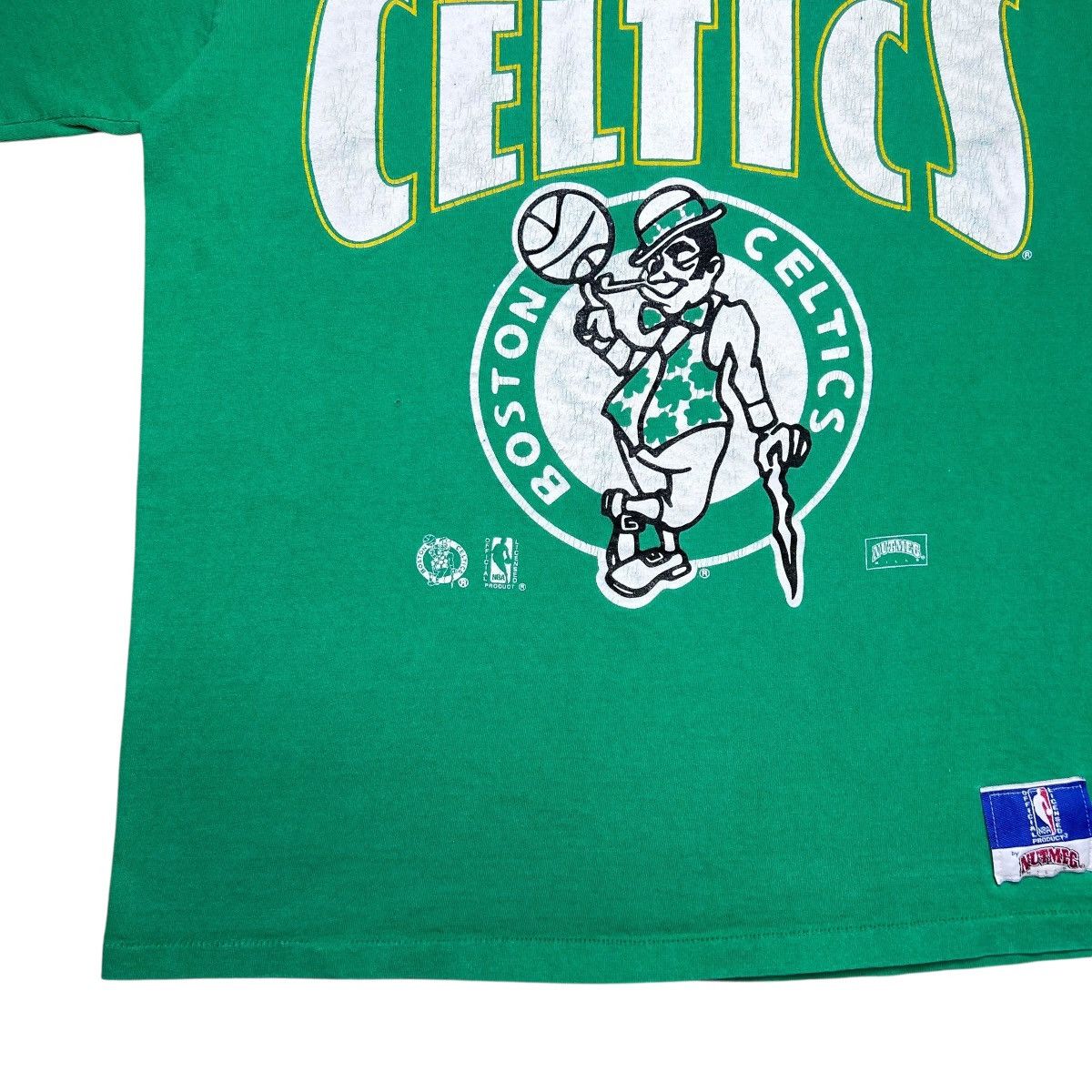 Nutmeg 1990s NBA Boston Celtics Nutmeg Mills Spell Out Graphic Tee Size US XL / EU 56 / 4 - 8 Thumbnail