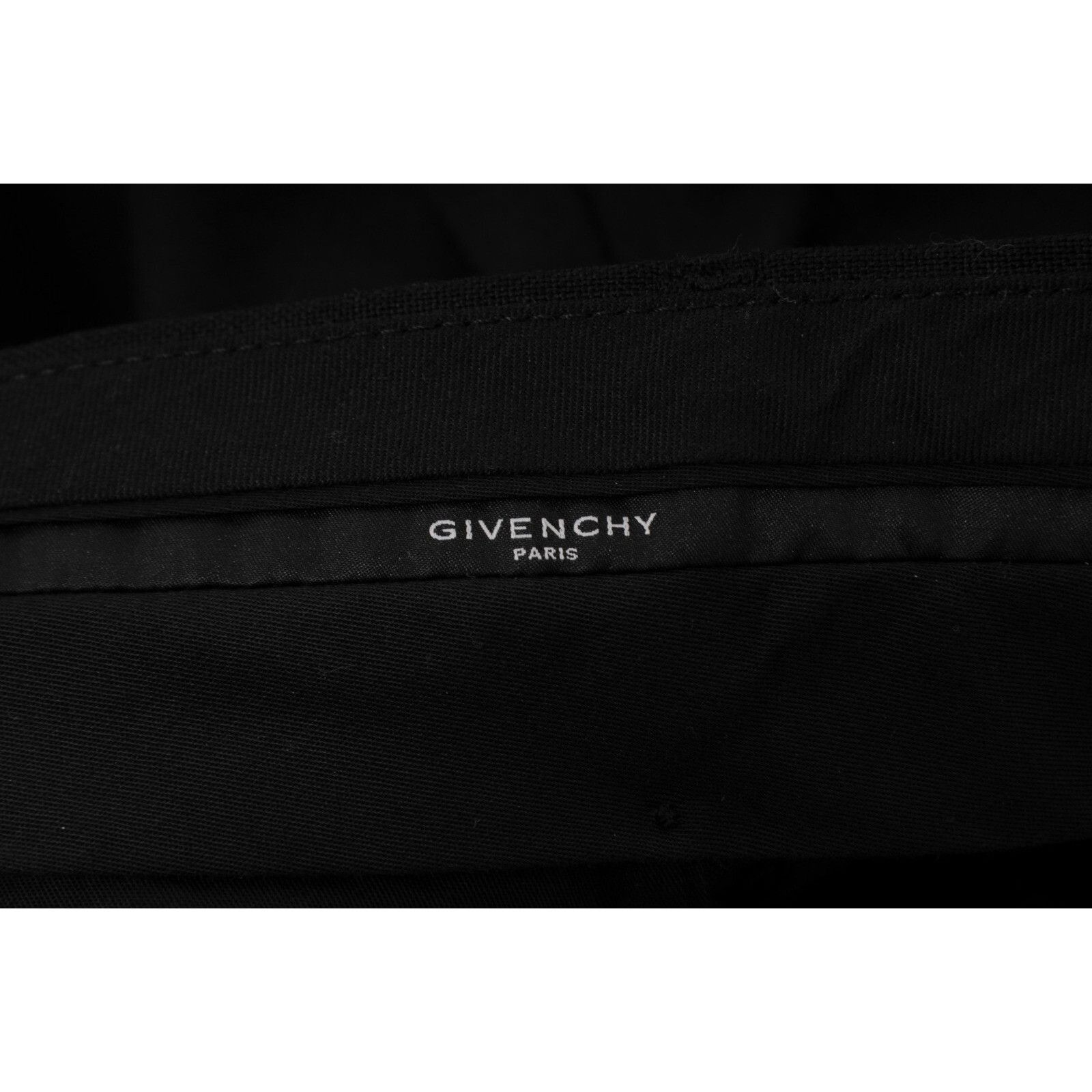 Givenchy Pleated Shorts Black Wool Blend Size US 34 / EU 50 - 4 Thumbnail