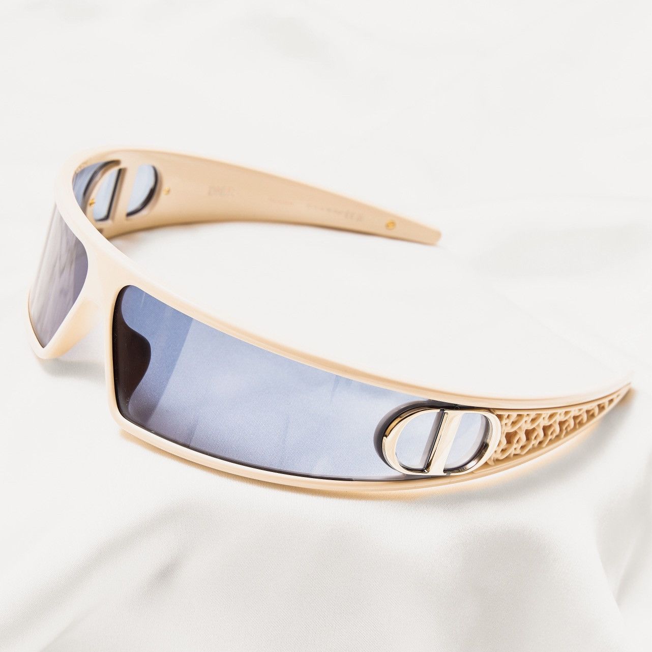 Dior DIOR VERYDIOR M1U 95B0 SUNGLASSES Size ONE SIZE - 2 Thumbnail