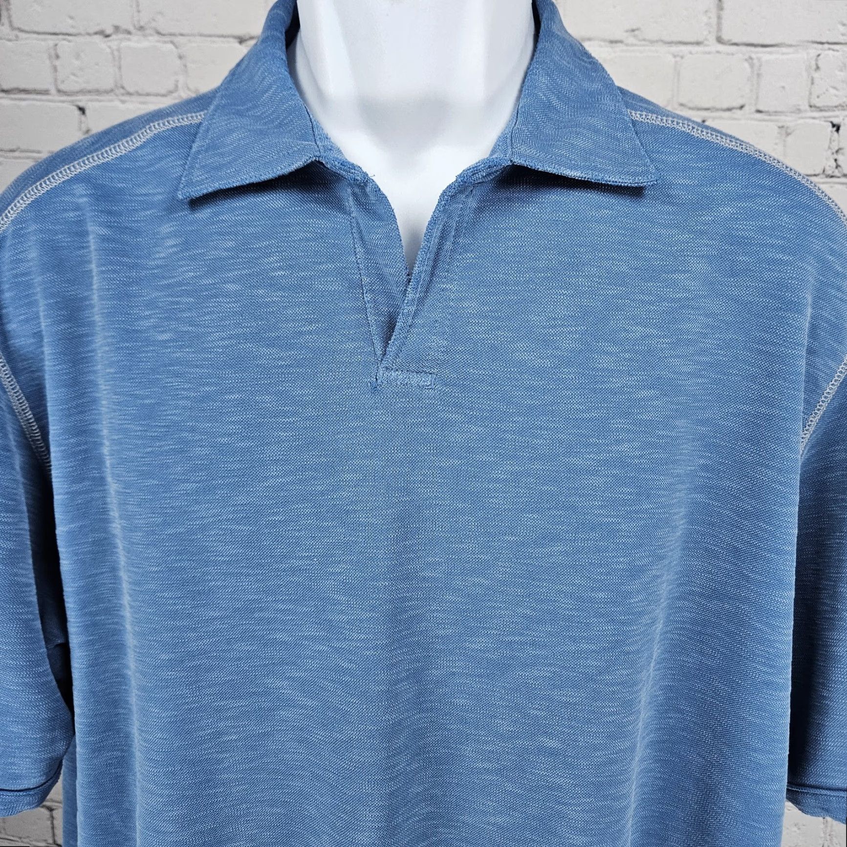 Tommy Bahama Tommy Bahama Polo Shirt Blue Embroidered Fish Short Sleeve Spread Collar L Men Size US L / EU 52-54 / 3 - 5 Thumbnail