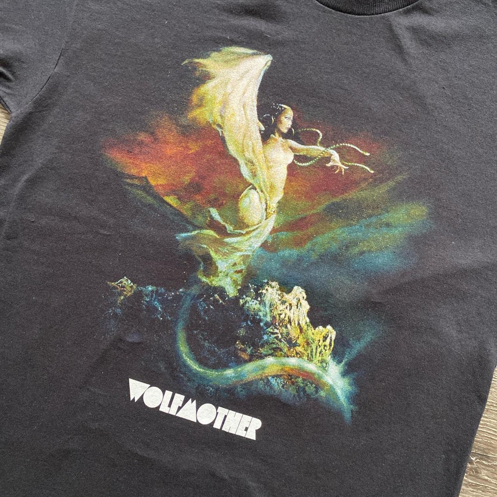 Band Tees × Vintage Vintage 00s Wolfmother Band Tee Size US M / EU 48-50 / 2 - 3 Thumbnail
